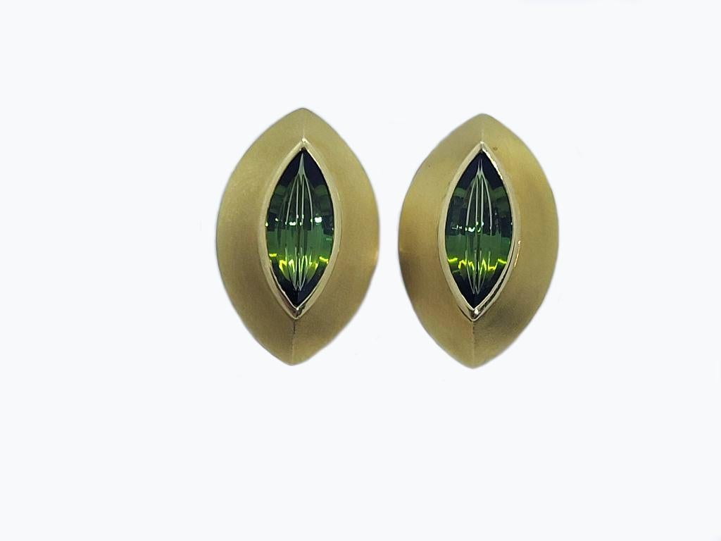 Women's 4.04 Carat Tourmaline Yellow Gold Earrings by Atelier Munsteiner For Sale