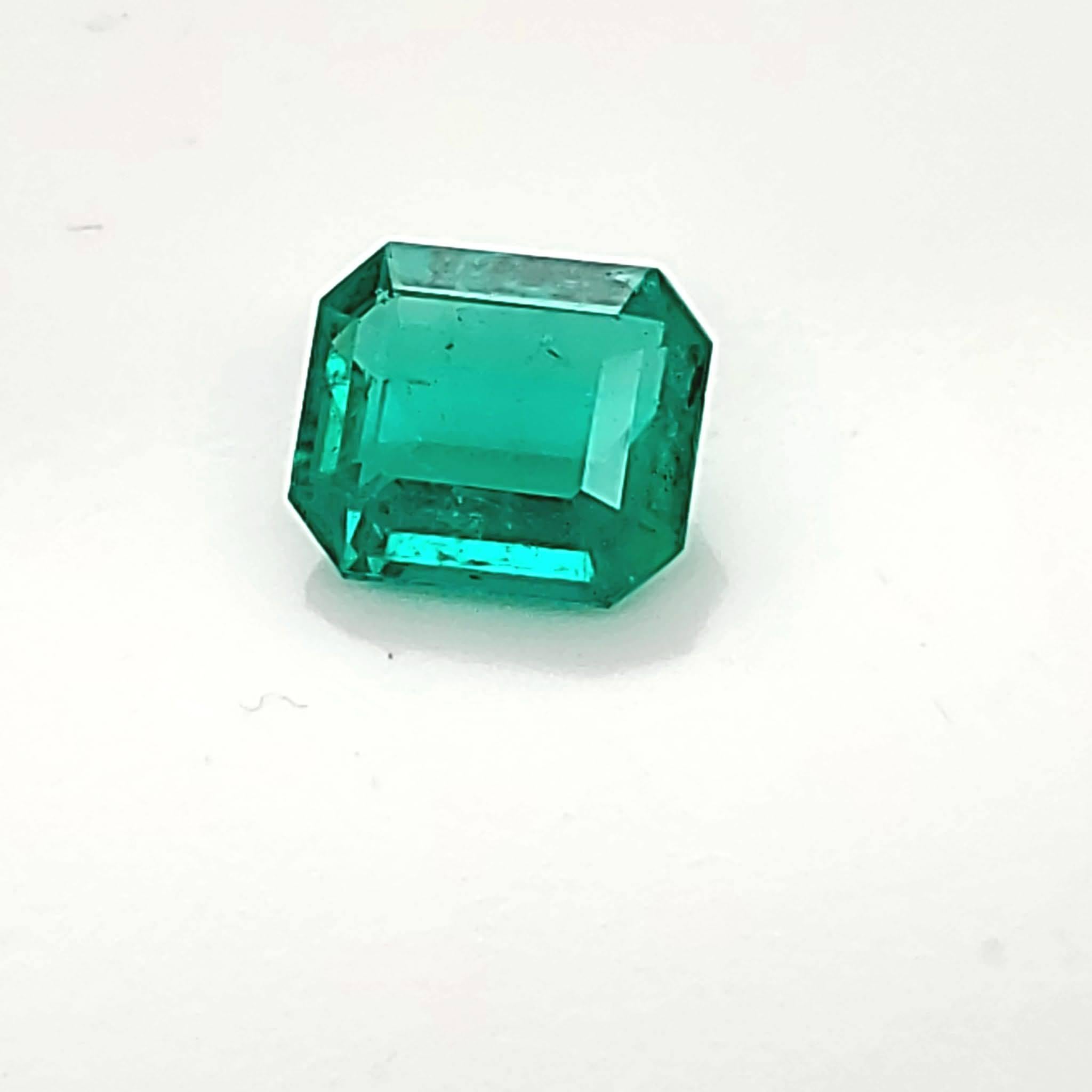 4.04 carats GRS Certified Natural Emerald Precioust Gemstone, ethically sourced from Colombia, very clean and transparent gemstone, beautiful intense green, minor treatment

Only one available for each loose gemstone, perfect for creating a uniquely