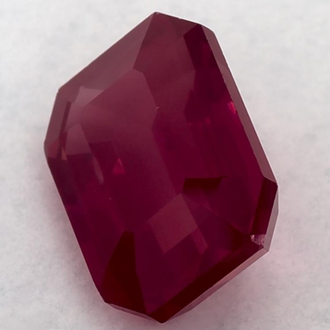 Taille octogone 4.04 Ct Ruby Octagon Cut Loose Gemstone (pierre précieuse en vrac) en vente