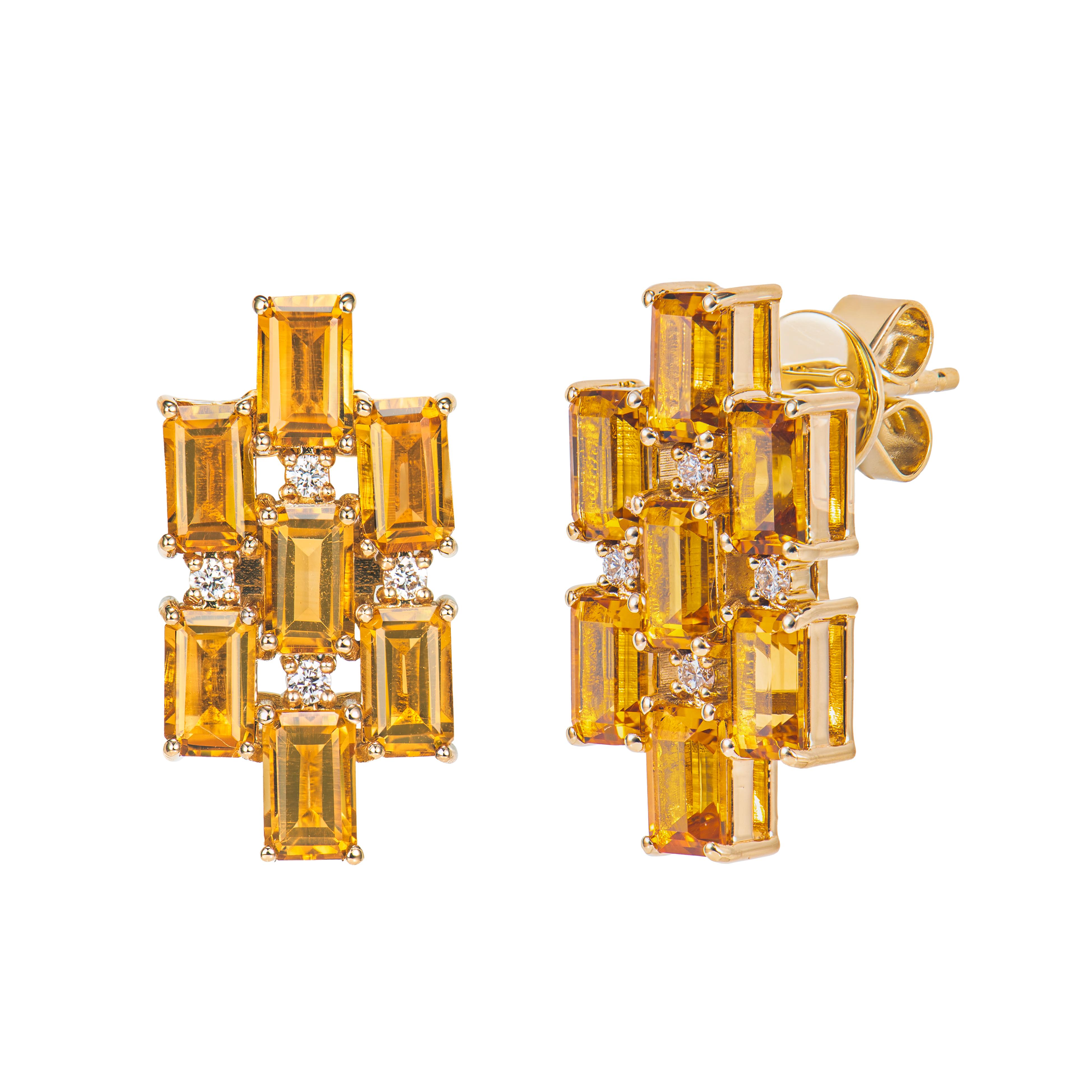 Octagon Cut 4.042 Carat Citrine Drop Earring in 18Karat Yellow Gold with White Diamond. For Sale