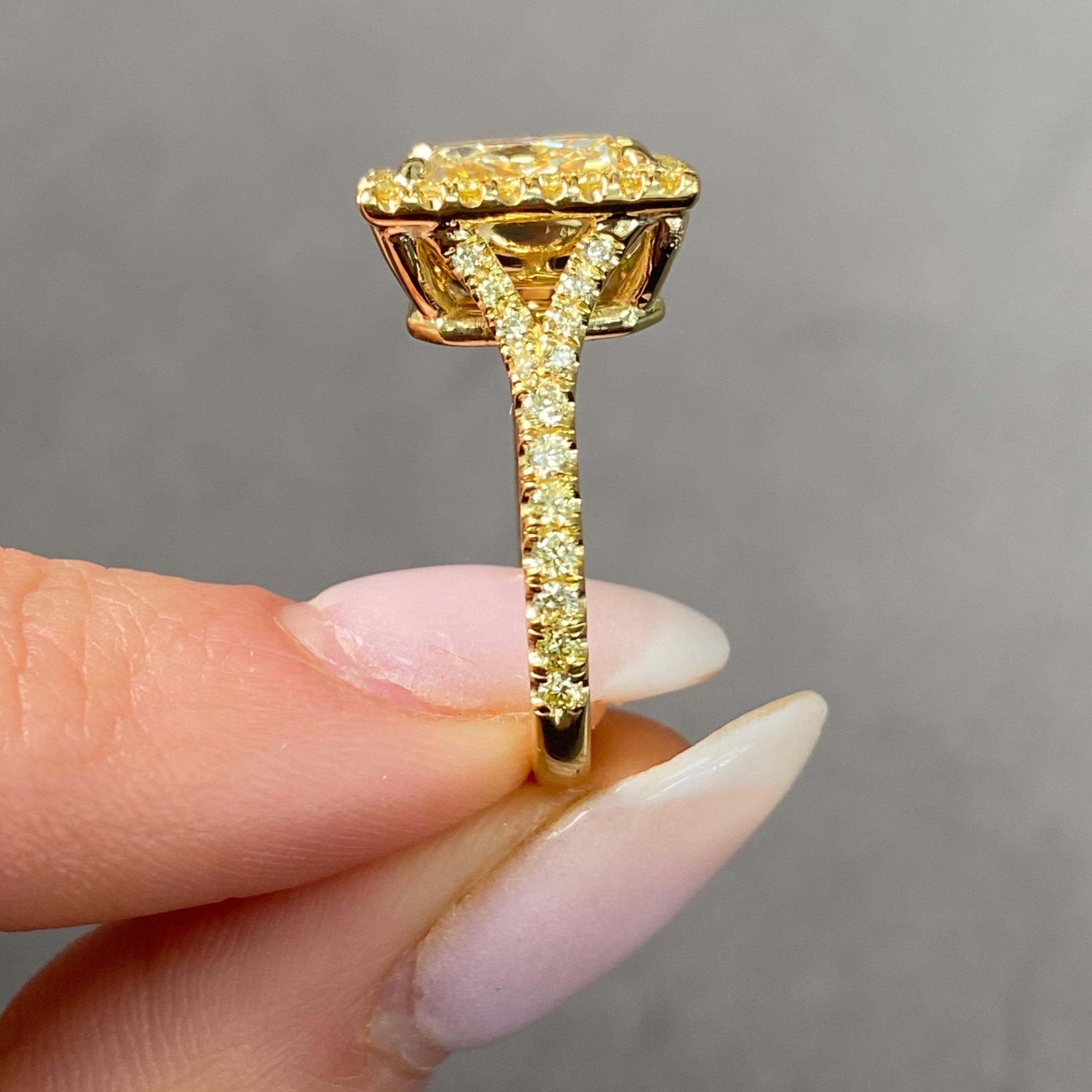 Rare Colors 4ct All Yellow Elongated Cushion Cut Halo Diamond Engagement Ring In New Condition For Sale In New York, NY