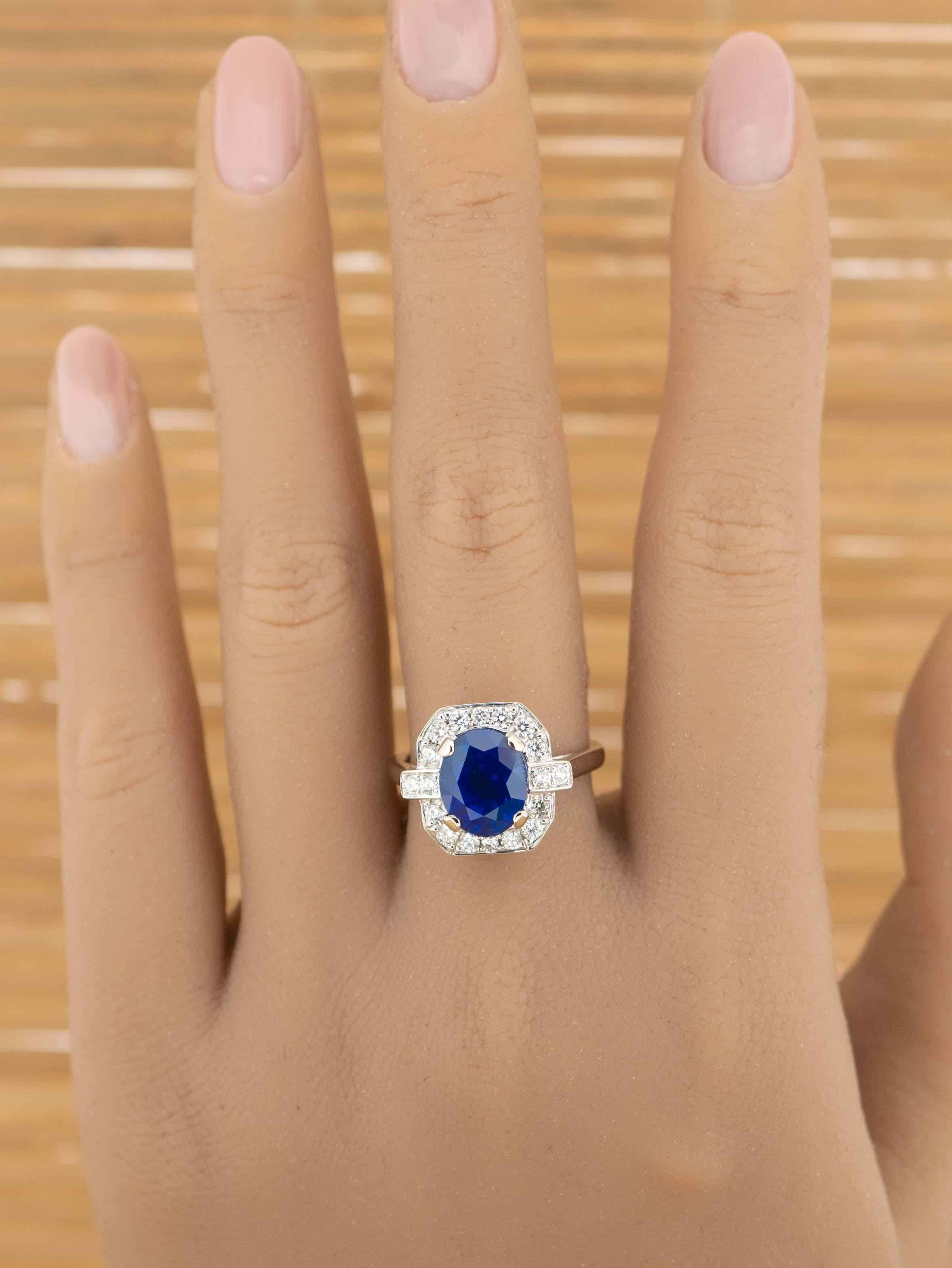 4.04ct Certified Oval Royal Blue Sapphire & 0.45ct Diamond 18ct White Gold Ring For Sale 1