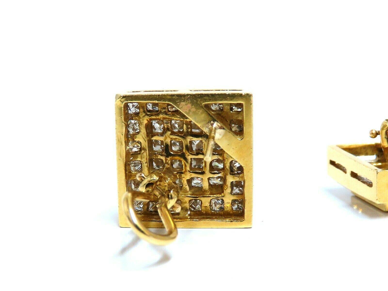 Clips d'oreilles en or 18 carats avec diamants naturels de 4,04 carats en forme de princesse en grappe Unisexe en vente