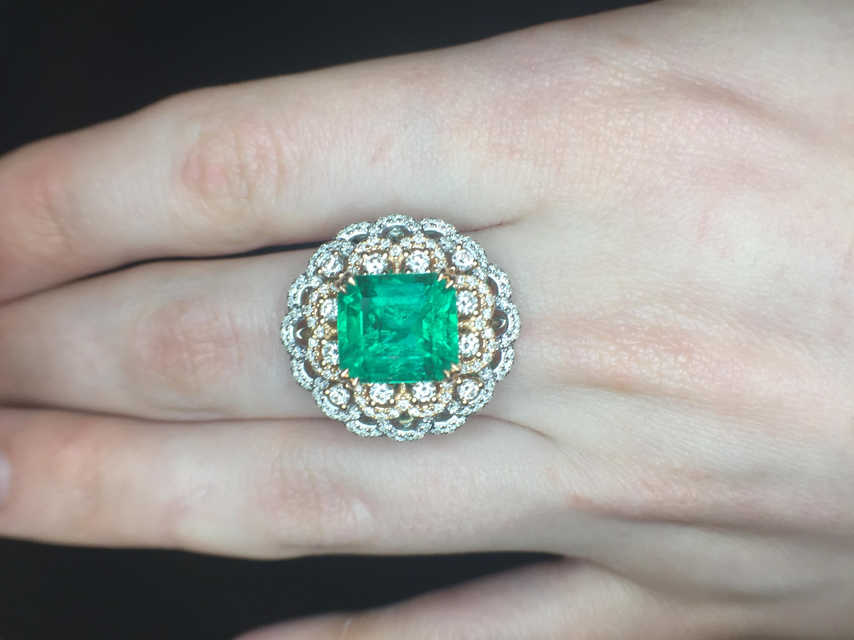 4.05 Carat Colombian Emerald GIA, 1.27 Carat Diamonds, Cocktail Ring In New Condition In Houston, TX