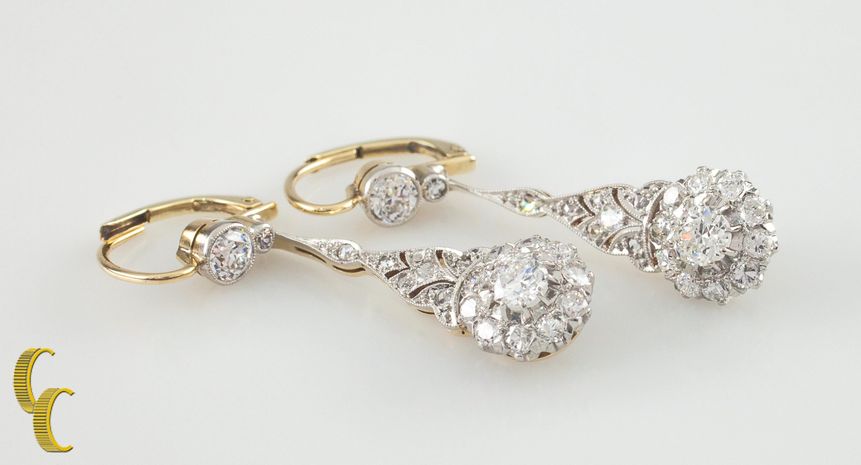 Round Cut 4.05 carat Diamond Dangle Pendant Necklace & Earrings 14k Gold Jewelry Set For Sale