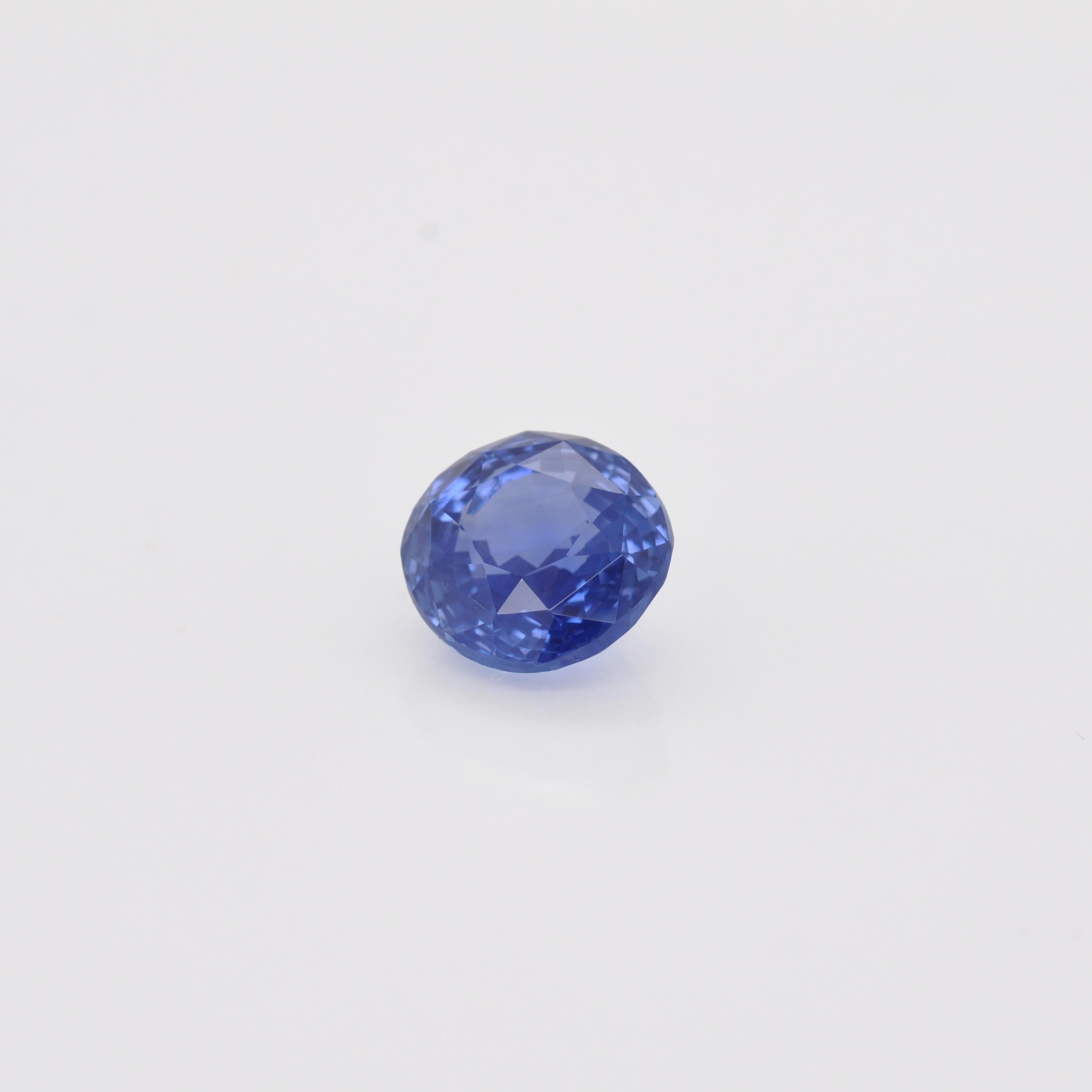 4.05 Carat Natural Ceylon Sri Lanka Blue Sapphire Oval Gemstone In New Condition For Sale In Jaipur, Rajasthan