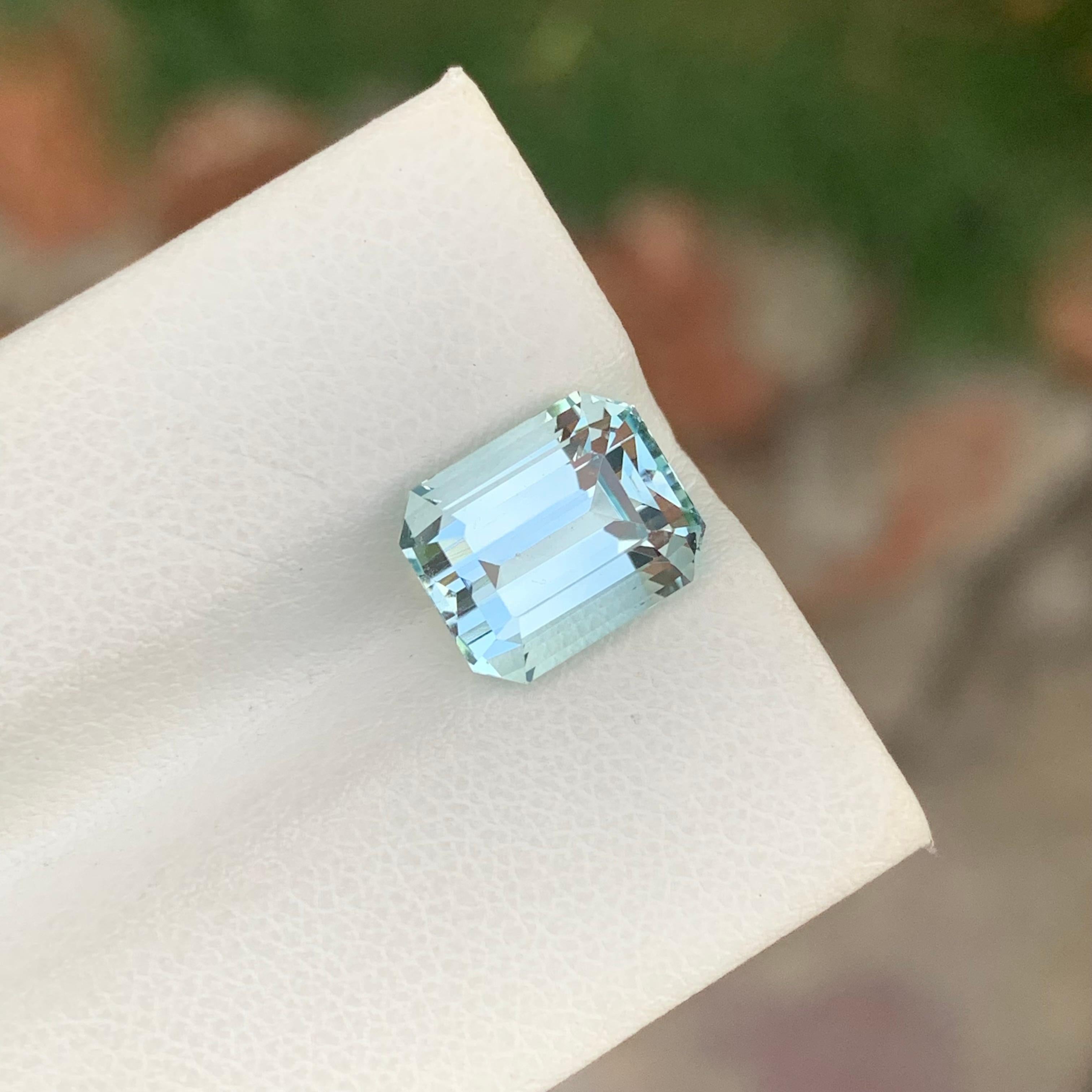 4.05 Karat Natürlicher Facettierter Aquamarin Smaragd Form Edelstein 2