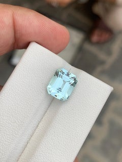 4.05 Carat Natural Loose Aquamarine Emerald Shape Gemstone