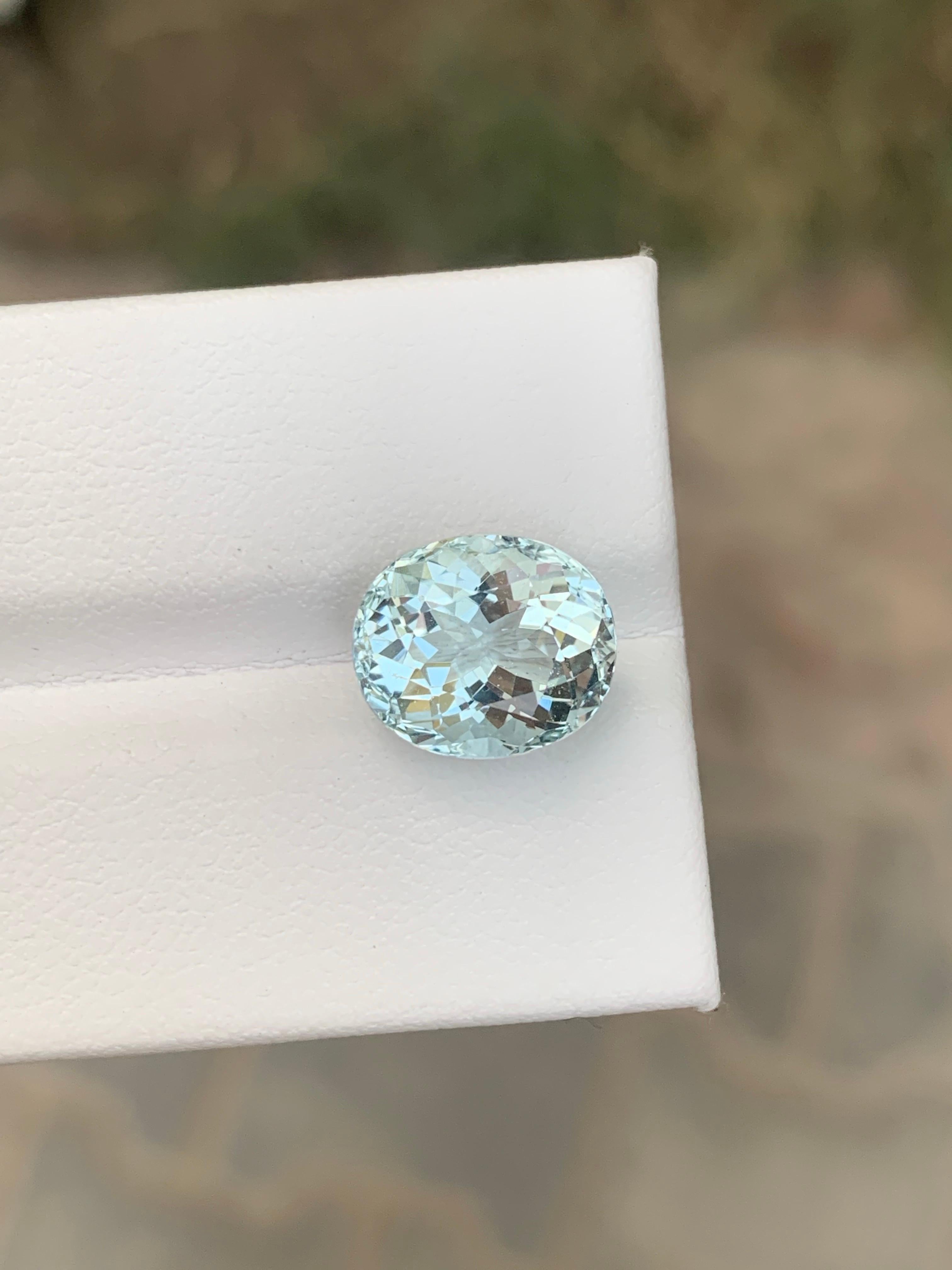 4.05 Karat natürlicher loser Aquamarin Ovalform Edelstein aus Nigeria im Angebot 6