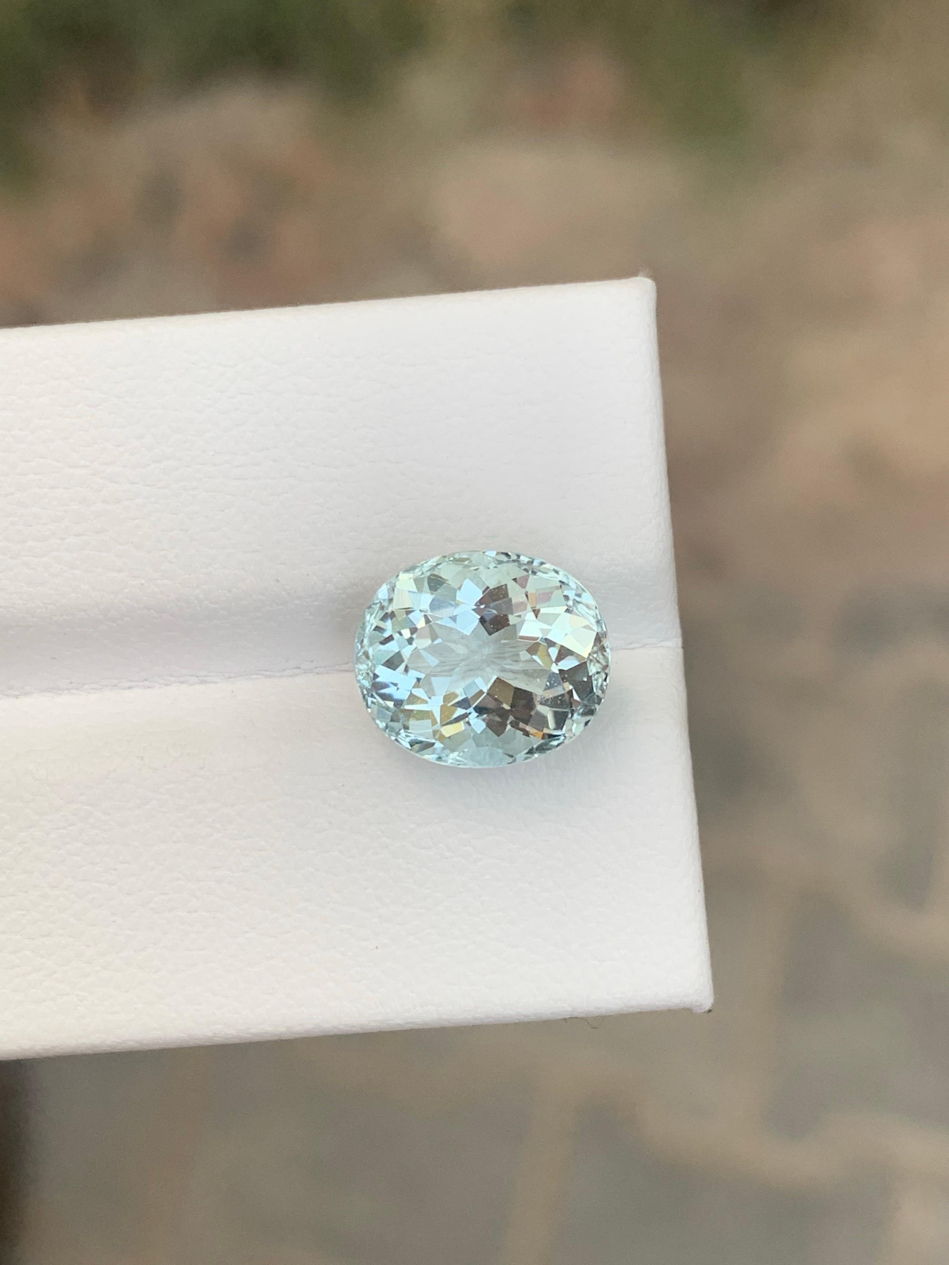 4.05 Karat natürlicher loser Aquamarin Ovalform Edelstein aus Nigeria (Arts and Crafts) im Angebot