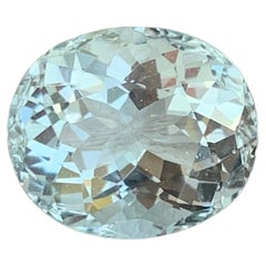 4.05 carati di acquamarina naturale sfusa di forma ovale dalla Nigeria