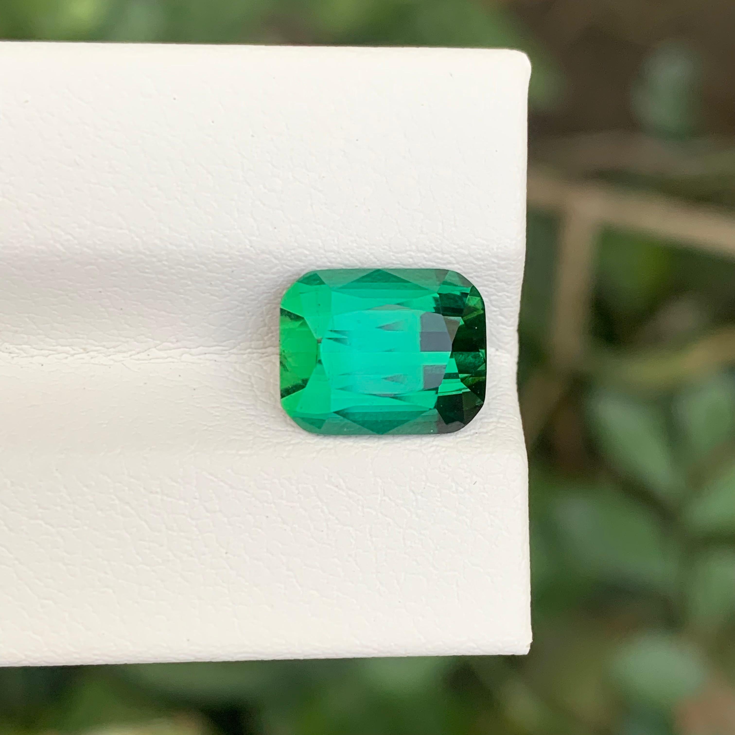 Gema natural suelta de turmalina verde azulada en forma de cojín de 4,05 quilates en venta 4