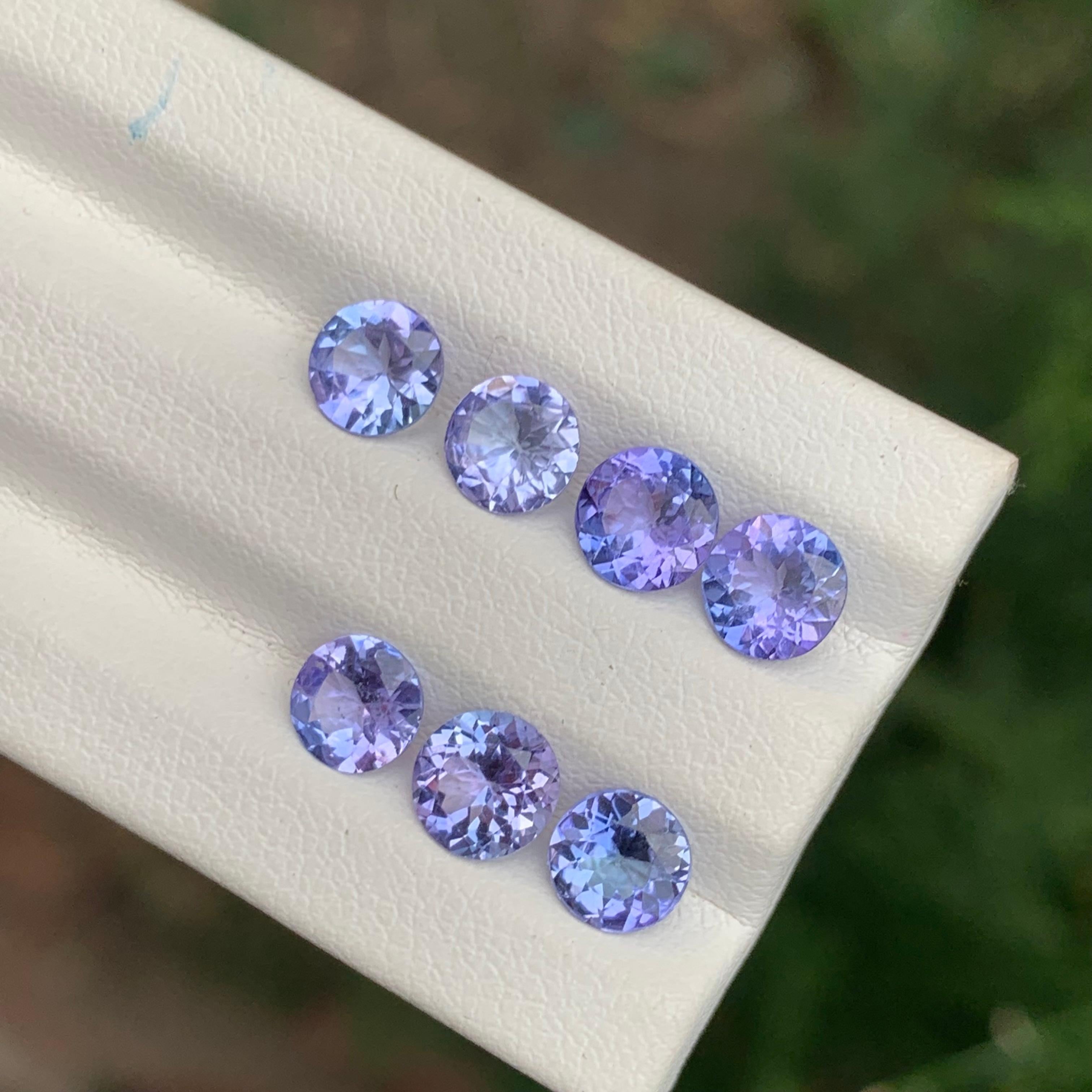 Arts and Crafts 4.05 Carat Natural Loose Tanzanite Lot For Jewellery Making For Sale