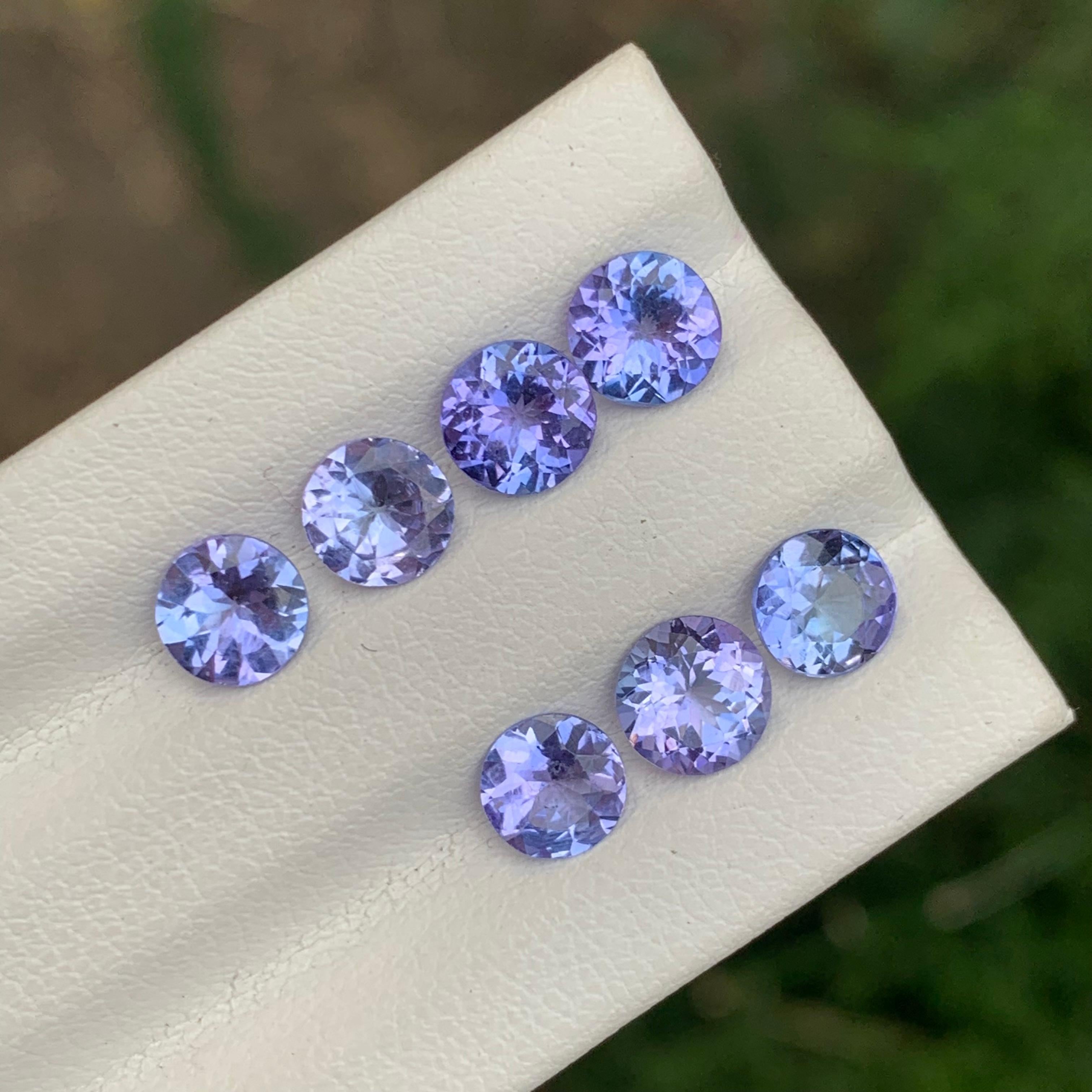 4.05 Carat Natural Loose Tanzanite Lot For Jewellery Making For Sale 3