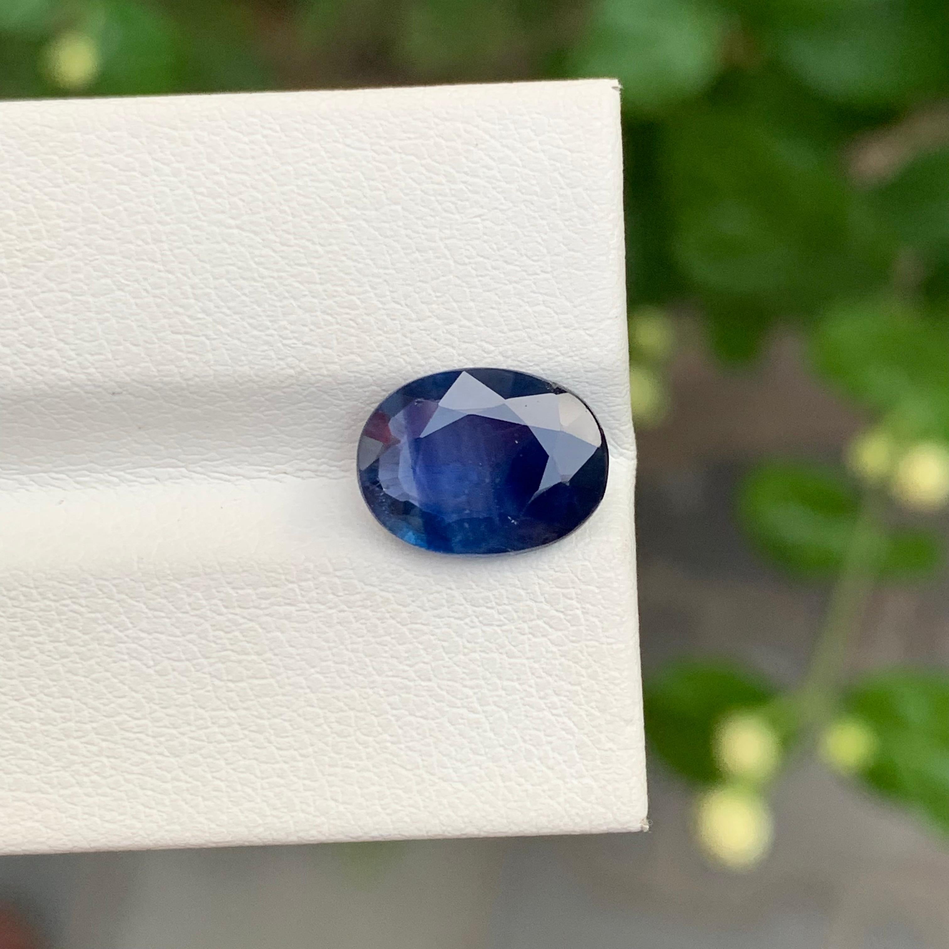 4,05 Karat Loser Blauer Saphir Ovalform Srilankan Mine Edelstein (Arts and Crafts) im Angebot