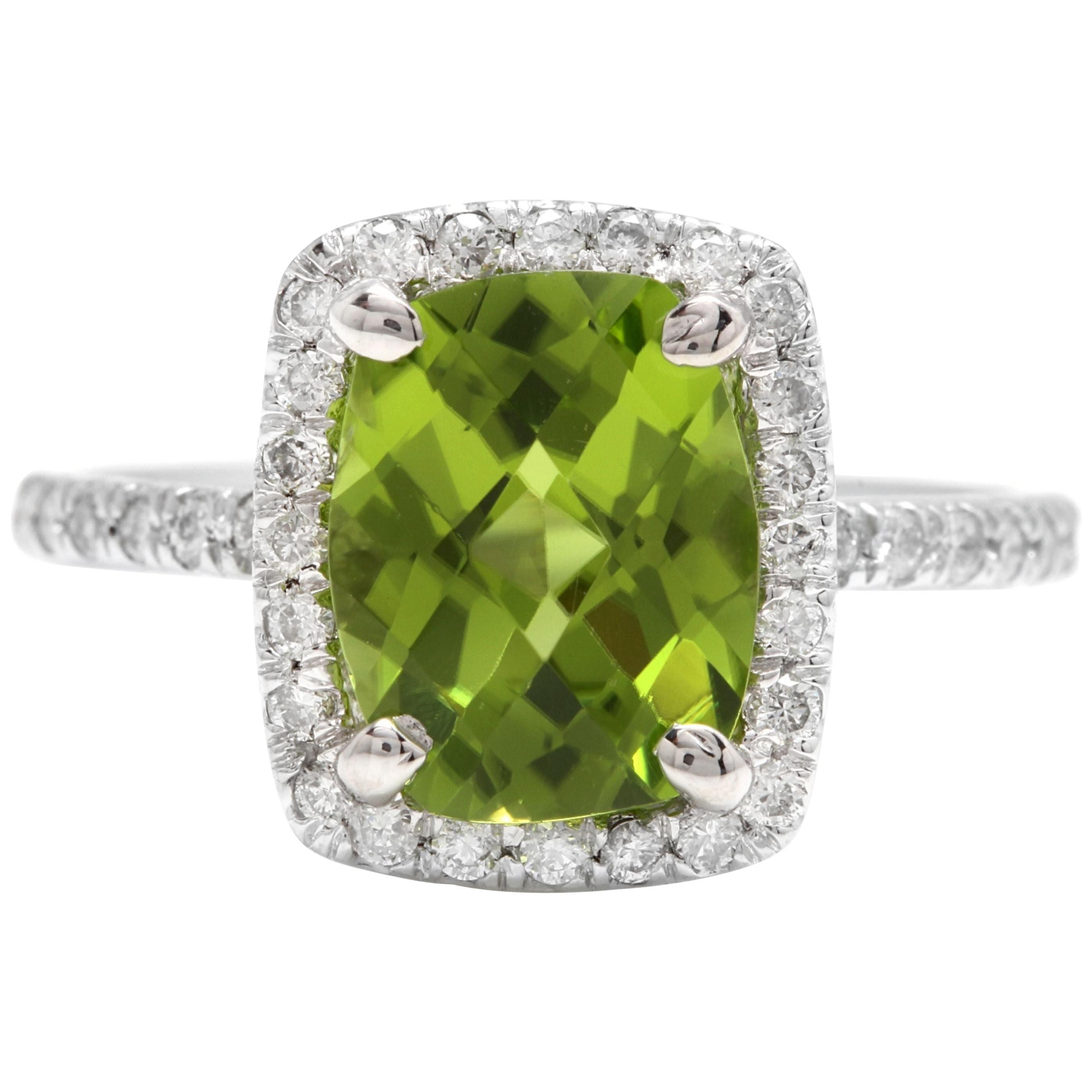 4.05 Carat Natural Peridot and Diamond 14 Karat Solid White Gold Ring For Sale