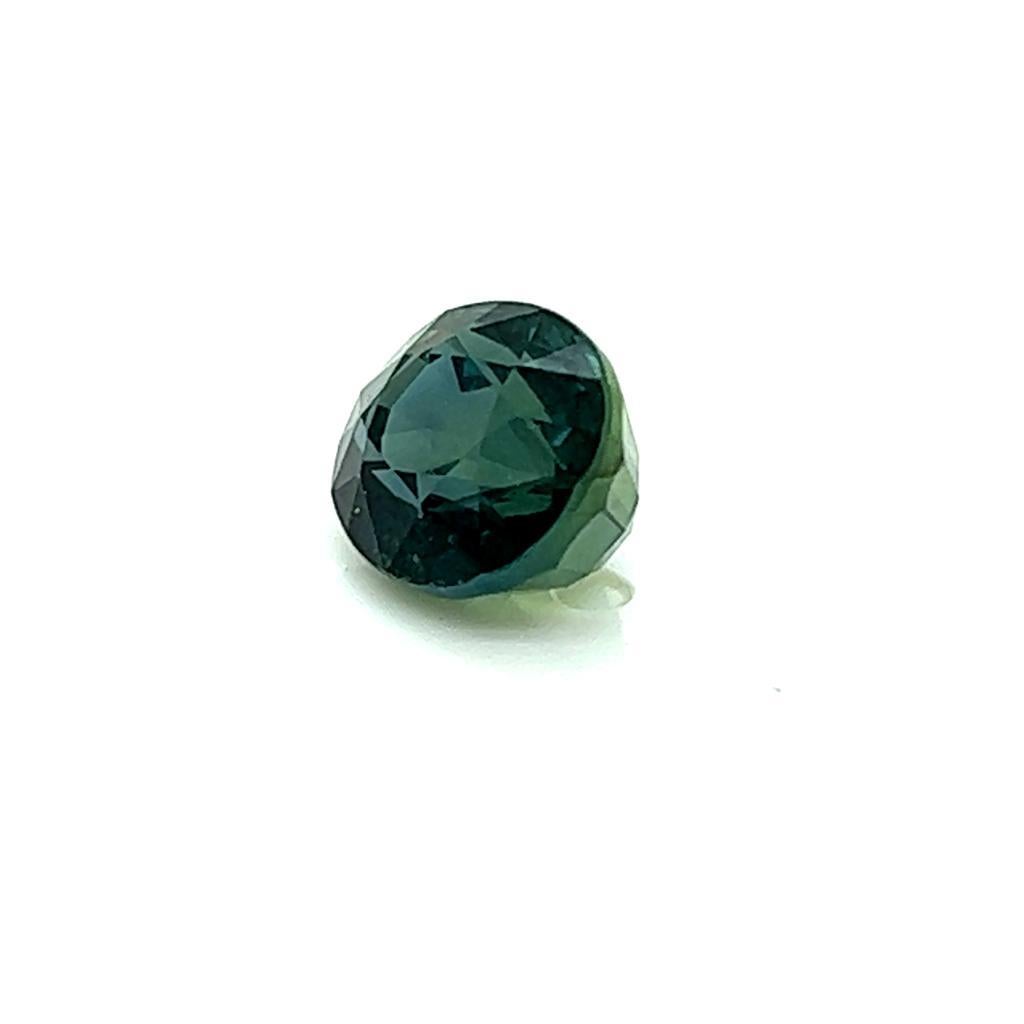 Contemporary 4.05 Carat Oval cut Teal Sapphire For Sale