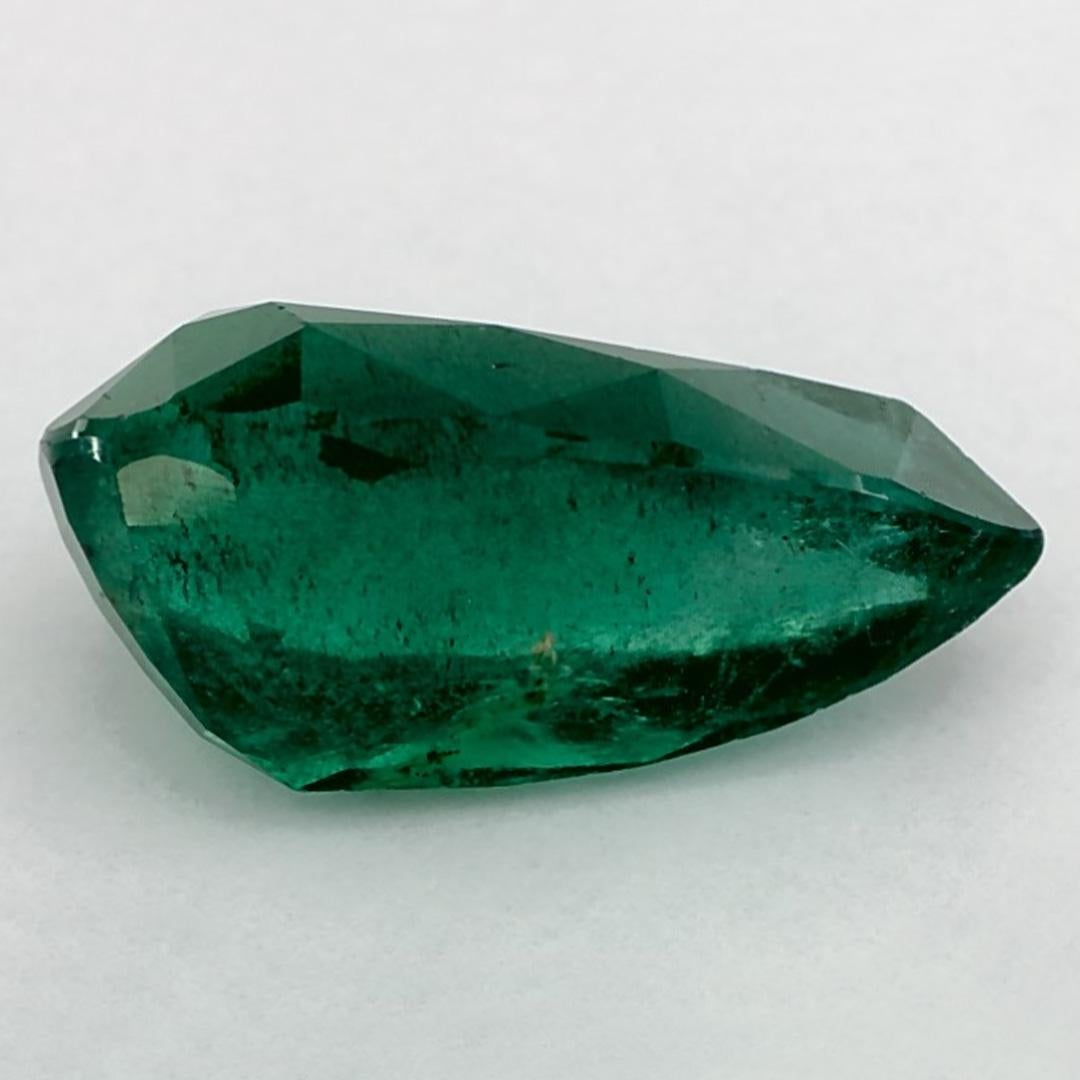 4.05 Ct Emerald Pear Loose Gemstone In New Condition For Sale In Fort Lee, NJ