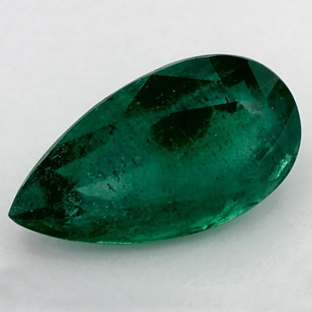 Taille poire 4.05 Carat Natural Emerald Pear Loose Gemstone (pierre précieuse en vrac) en vente
