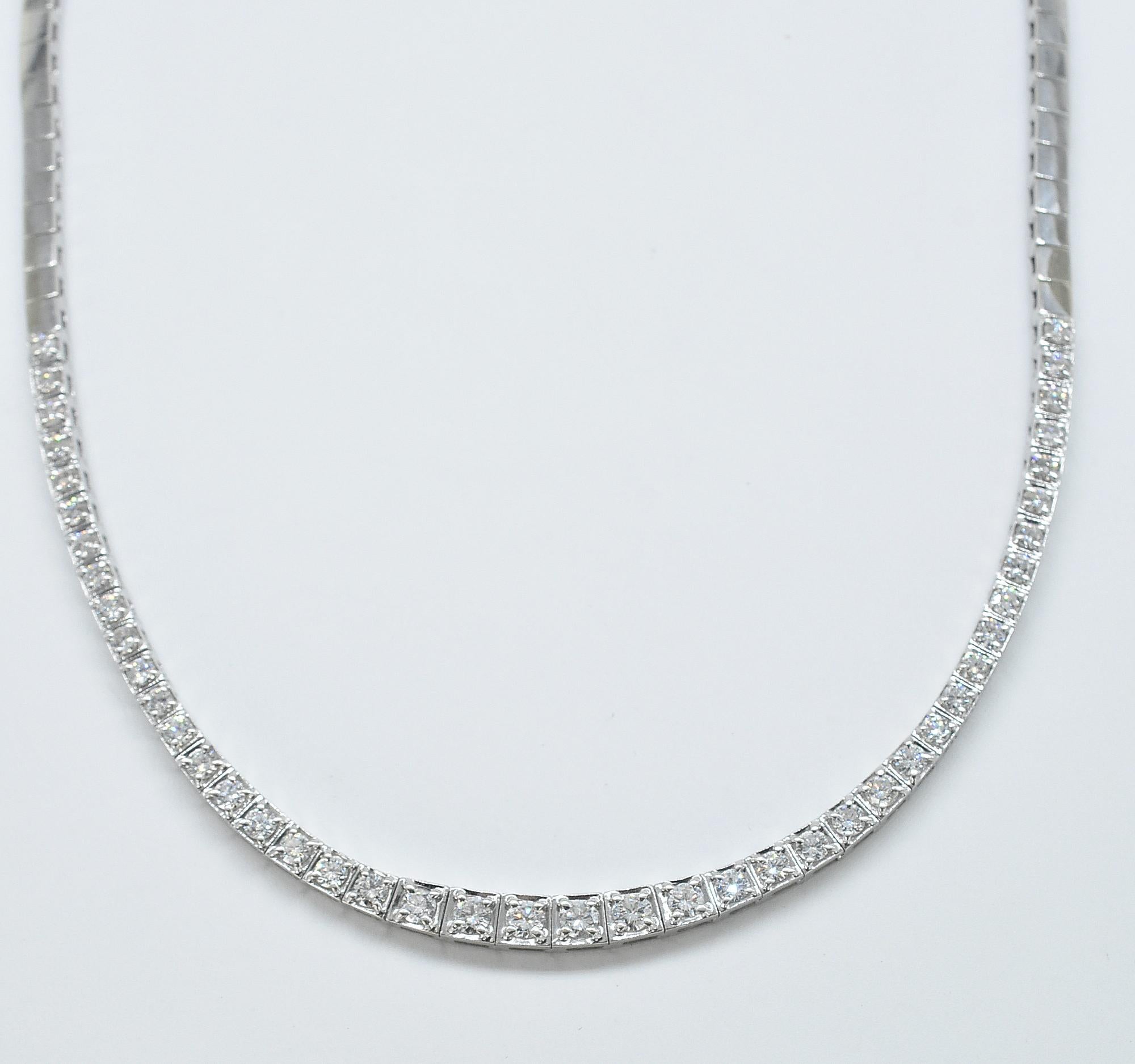 4.05cttw Diamond and White Gold Necklace In Good Condition For Sale In Toledo, OH