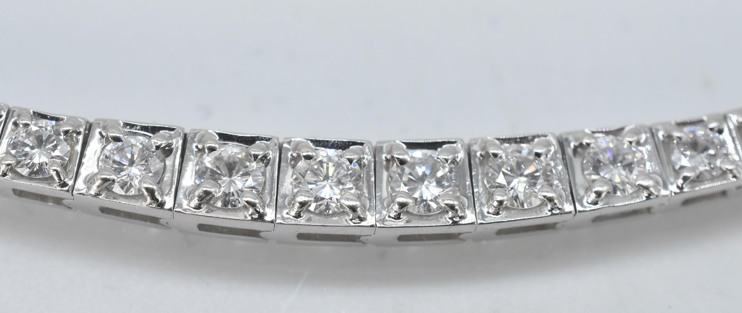20th Century 4.05cttw Diamond and White Gold Necklace For Sale