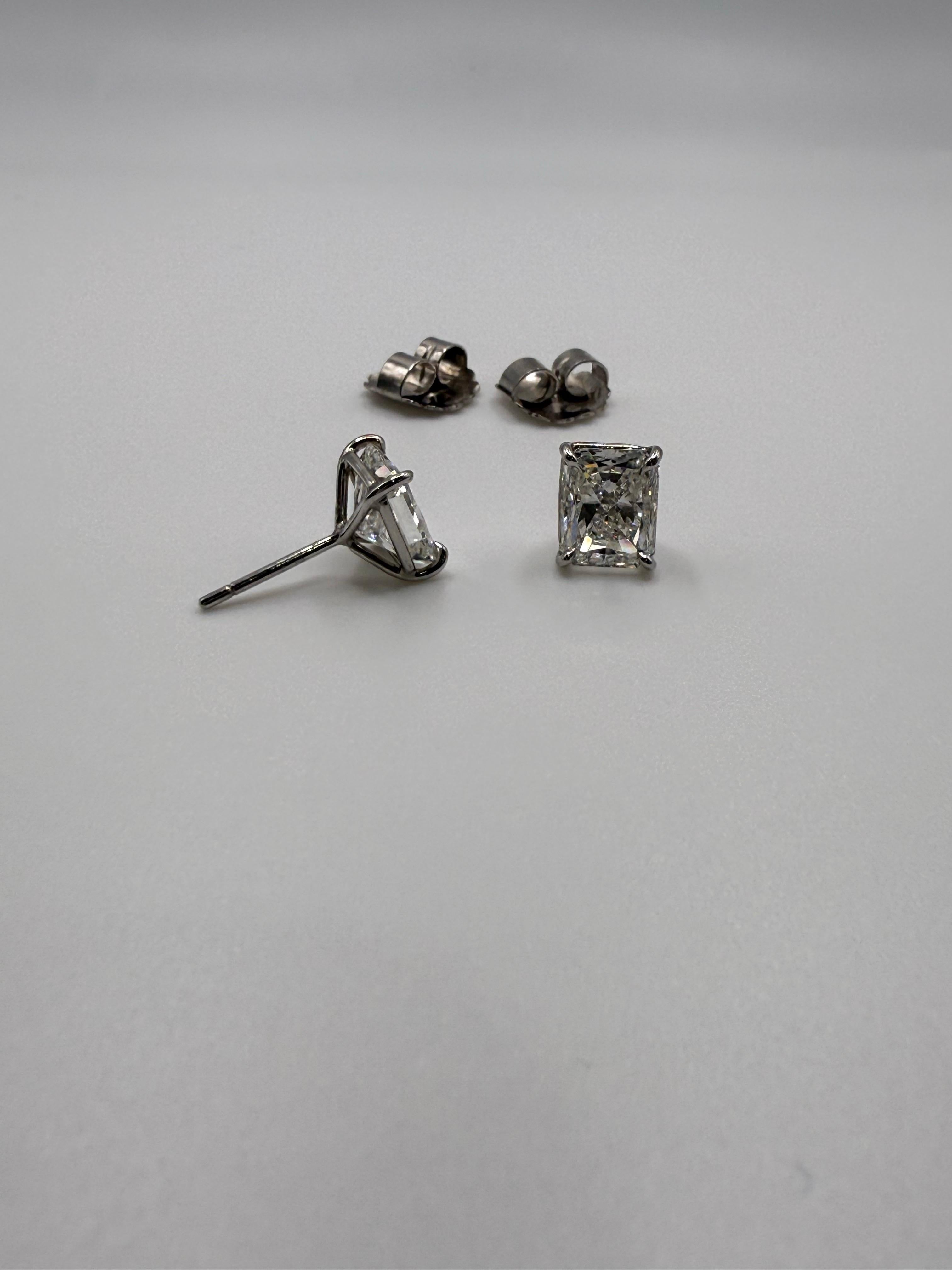 da uomo o donna Borchie con diamante certificato GIA da 4,05 carati in PLATINO in vendita
