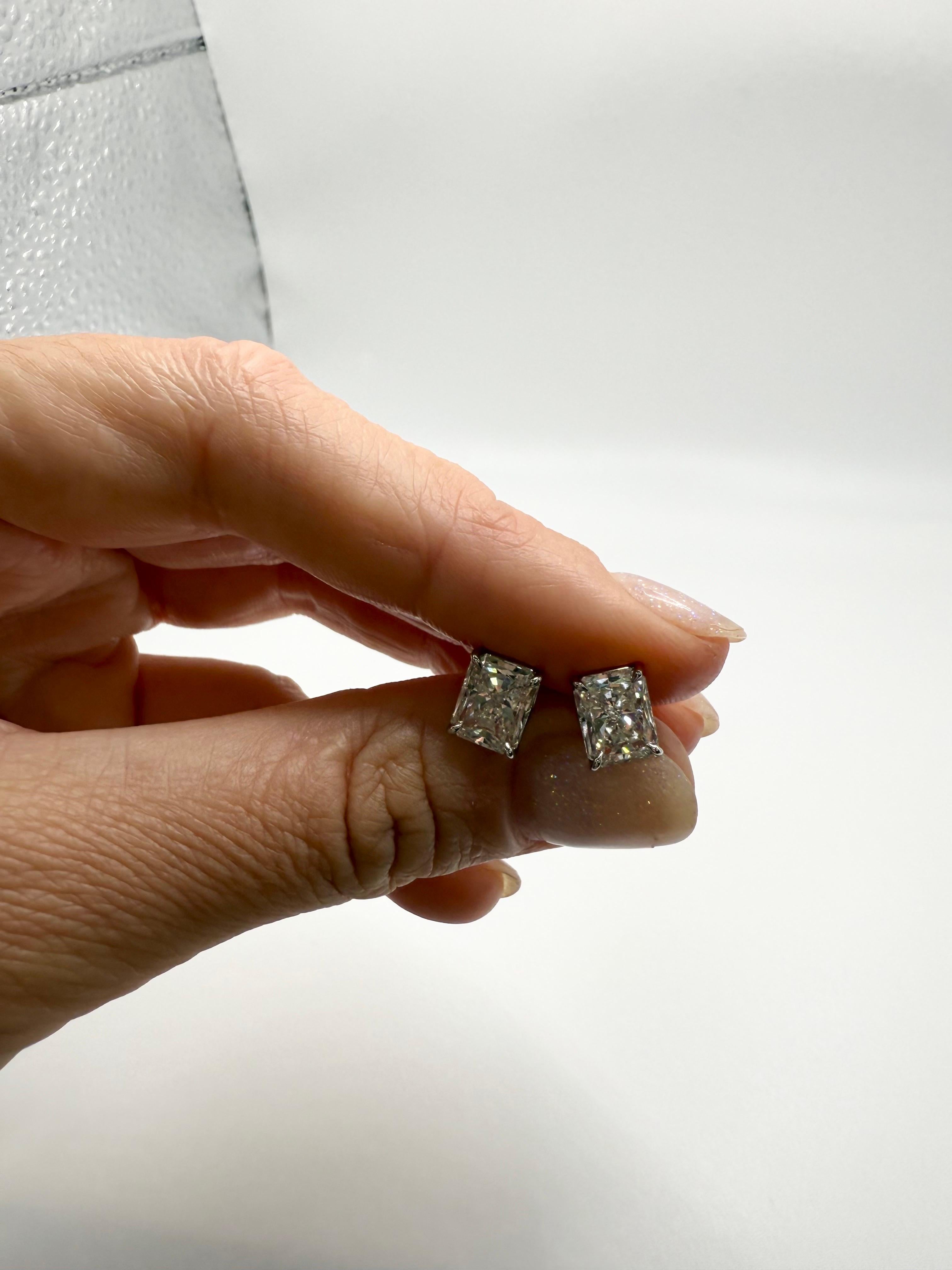 Borchie con diamante certificato GIA da 4,05 carati in PLATINO in vendita 4