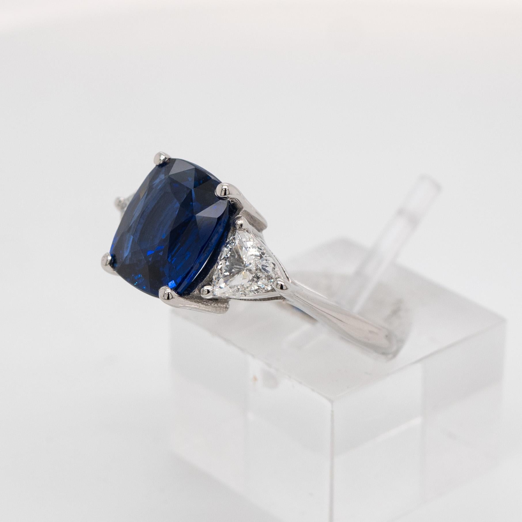 diamond sapphire trilogy ring