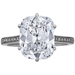 Bague de fiançailles en platine avec diamant taille coussin brillant de 4,06 carats