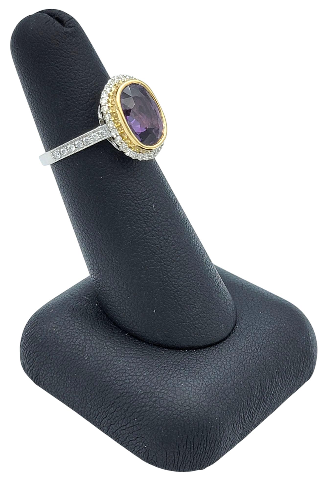 4,06 Karat Ovalschliff Farbwechsel-Granatring mit Diamant-Halo aus 18 Karat Gold im Angebot 9