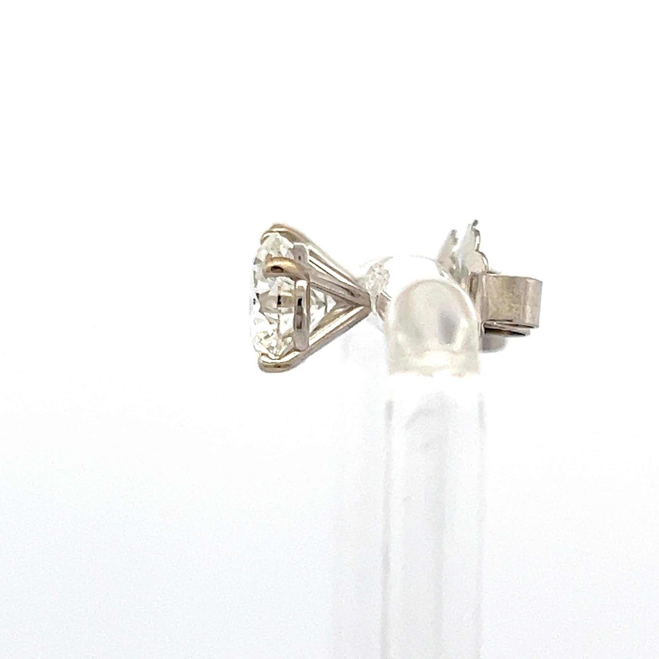 Orecchini da 4,06 carati con diamante tondo brillante H SI2 in oro bianco 14 carati In condizioni buone in vendita a New York, NY