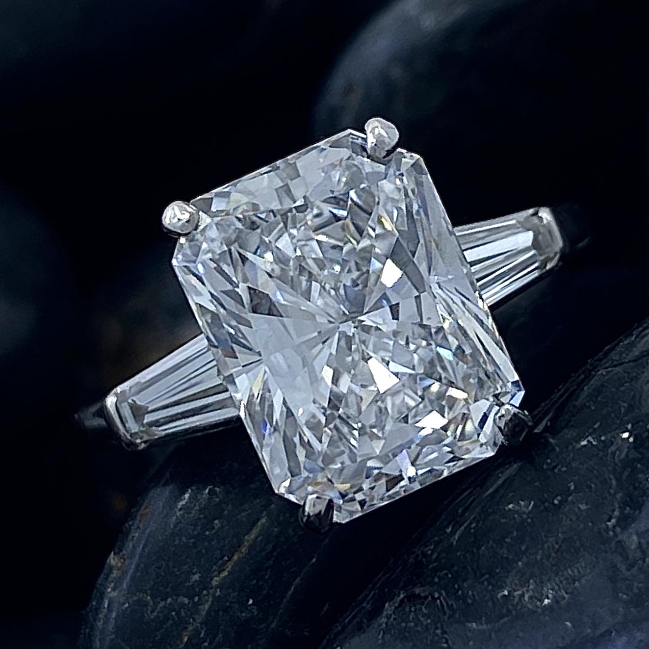 Art Deco 4.06 Carat E-VVS1 GIA Certified Radiant Cut Diamond in Deco-Era Platinum Ring