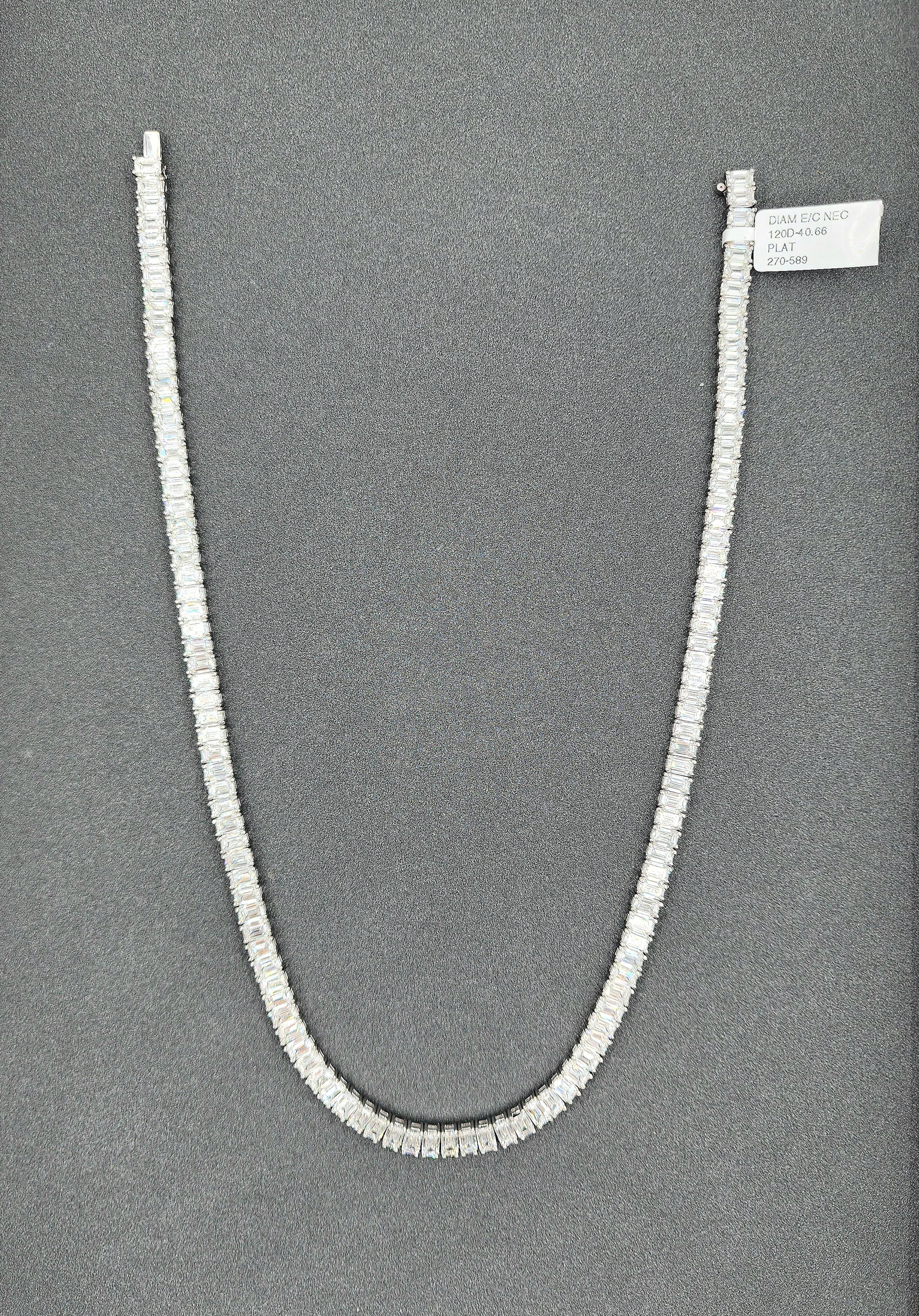 40,66 ct Smaragd-Diamant-Tennis-Halskette im Zustand „Neu“ in Chicago, IL