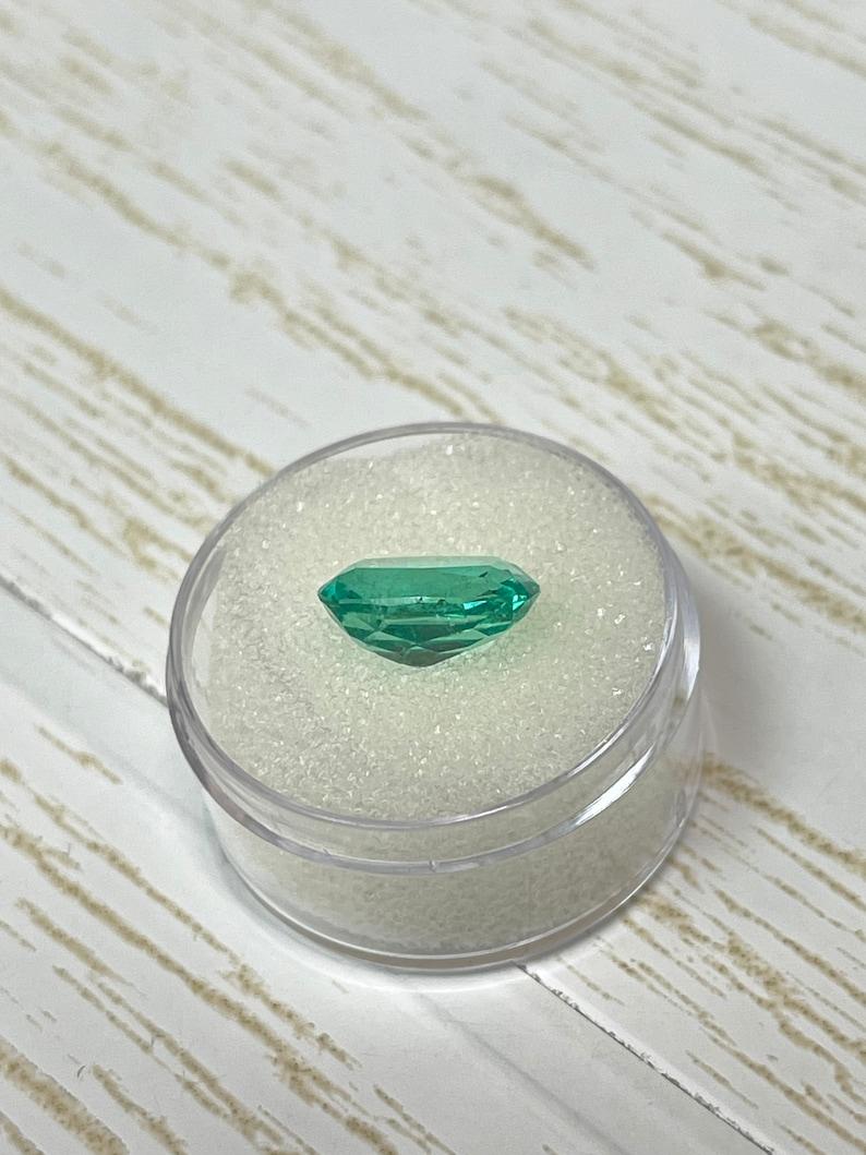 4,07 Carati 12x9 Smeraldo colombiano verde grande - Gemma allungata con taglio a cuscino In condizioni Nuovo in vendita a Jupiter, FL