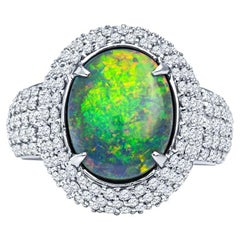 4.07 Karat australischer schwarzer Opal und Diamant-Cocktailring