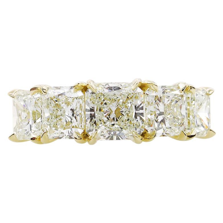 4.07 Carat Estate Vintage Radiant Diamond 5 stone Wedding Yellow Gold Ring