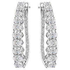 Boucles d'oreilles créoles « Inside Out » avec diamant ovale naturel de 4,07 carats, en or blanc 18 carats
