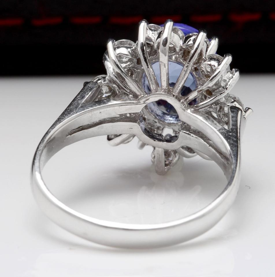 4.07 Carat Natural Tanzanite and Diamond 14 Karat Solid White Gold Ring In New Condition For Sale In Los Angeles, CA