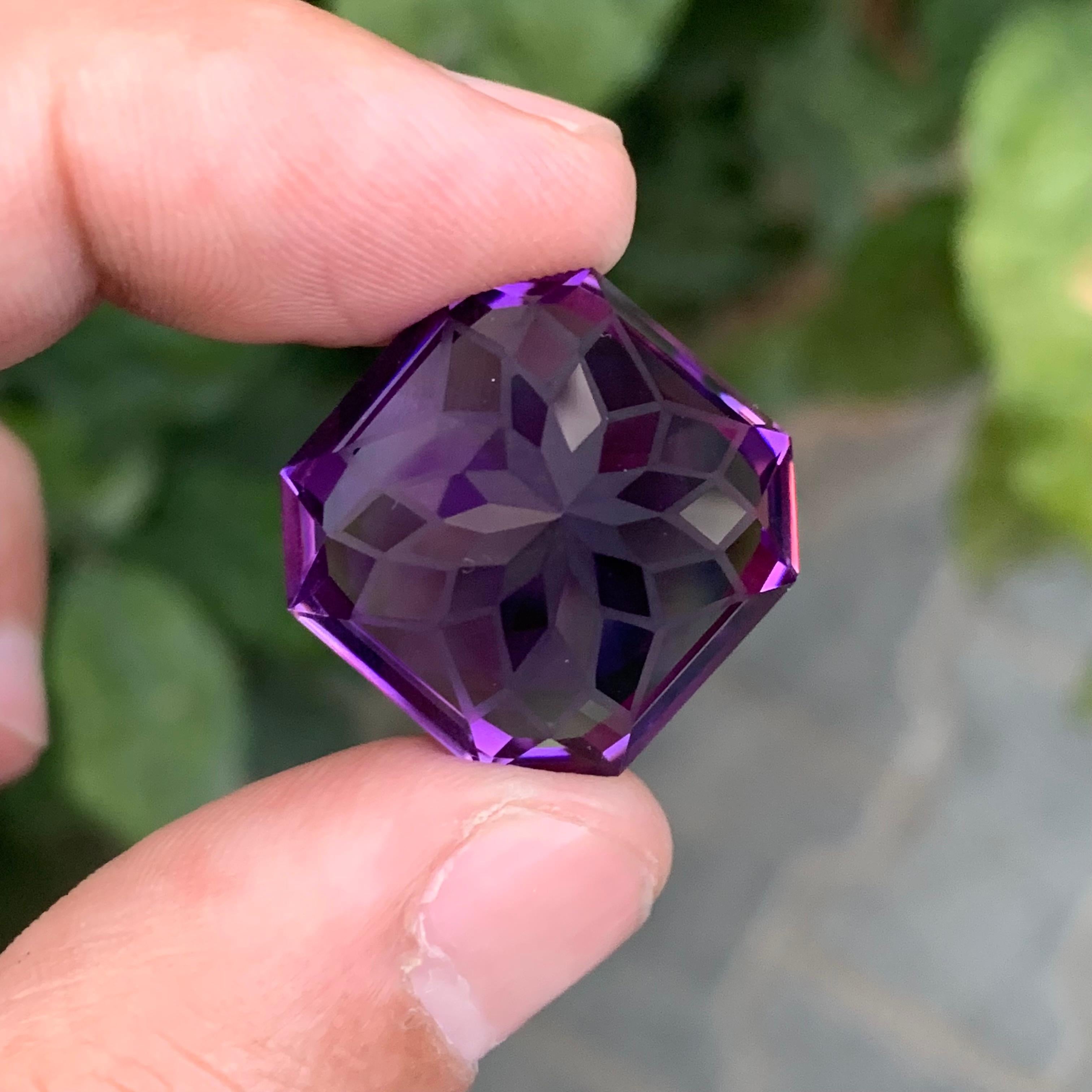 40.70 Carat Natural Loose Amethyst Square Shape Gemstone (Améthyste en vrac de forme carrée) en vente 6
