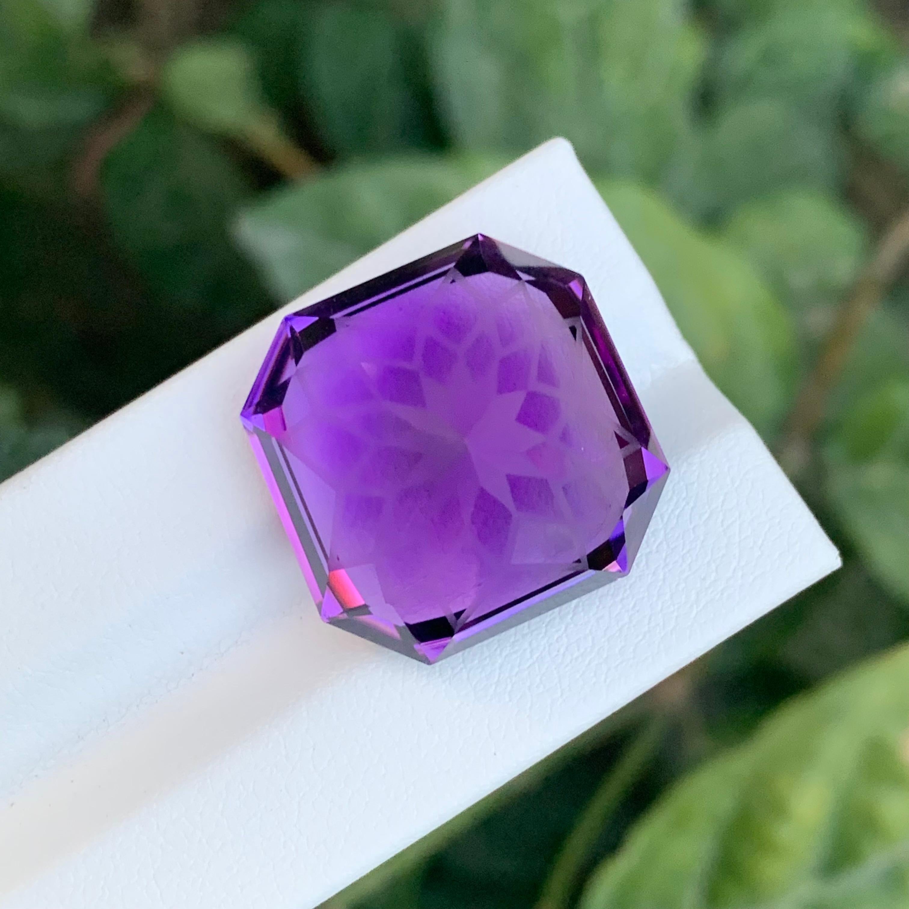 40.70 Carat Natural Loose Amethyst Square Shape Gemstone (Améthyste en vrac de forme carrée) en vente 7