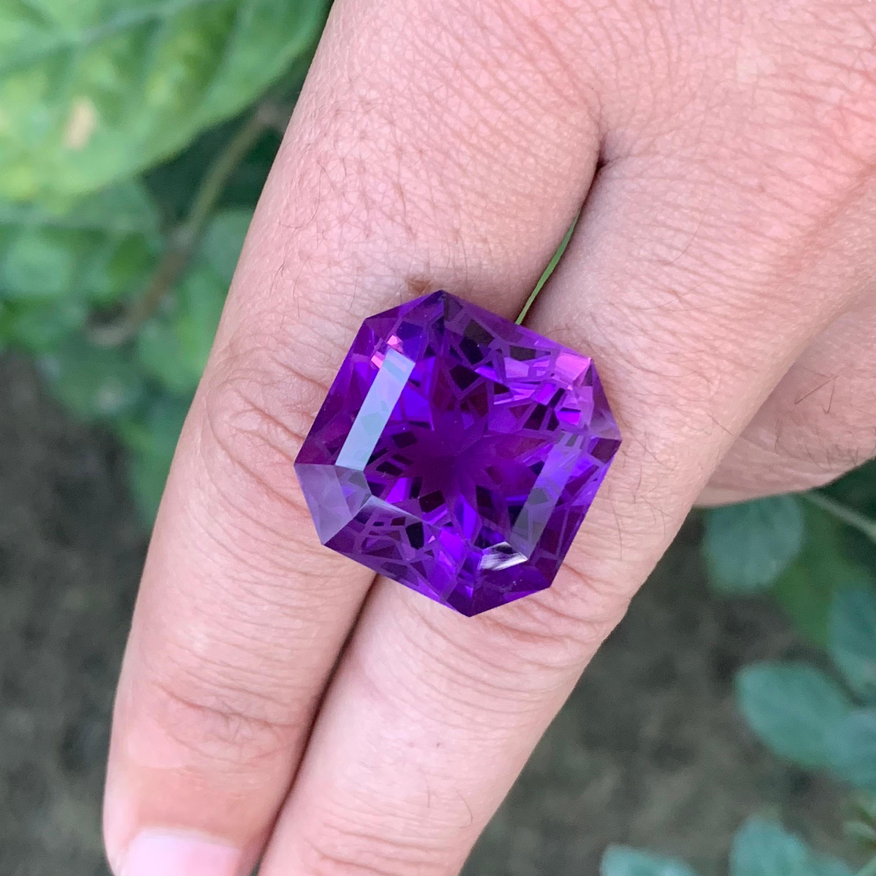 40.70 Carat Natural Loose Amethyst Square Shape Gemstone (Améthyste en vrac de forme carrée) en vente 2