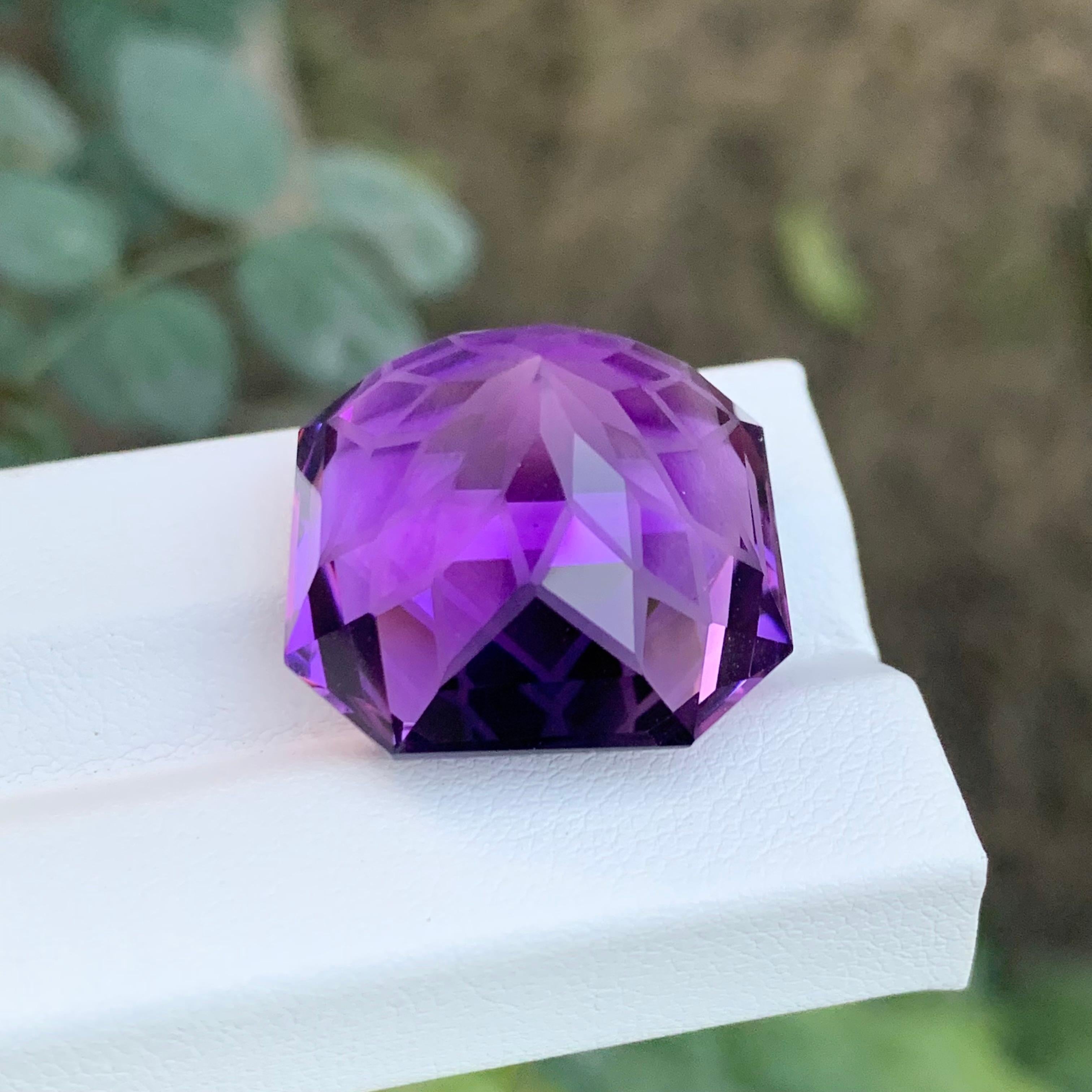 40.70 Carat Natural Loose Amethyst Square Shape Gemstone (Améthyste en vrac de forme carrée) en vente 3