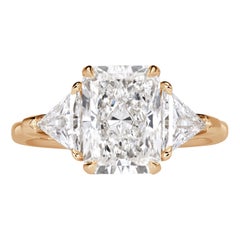 4.07ct Radiant Cut Lab Grown Diamond Engagement Ring