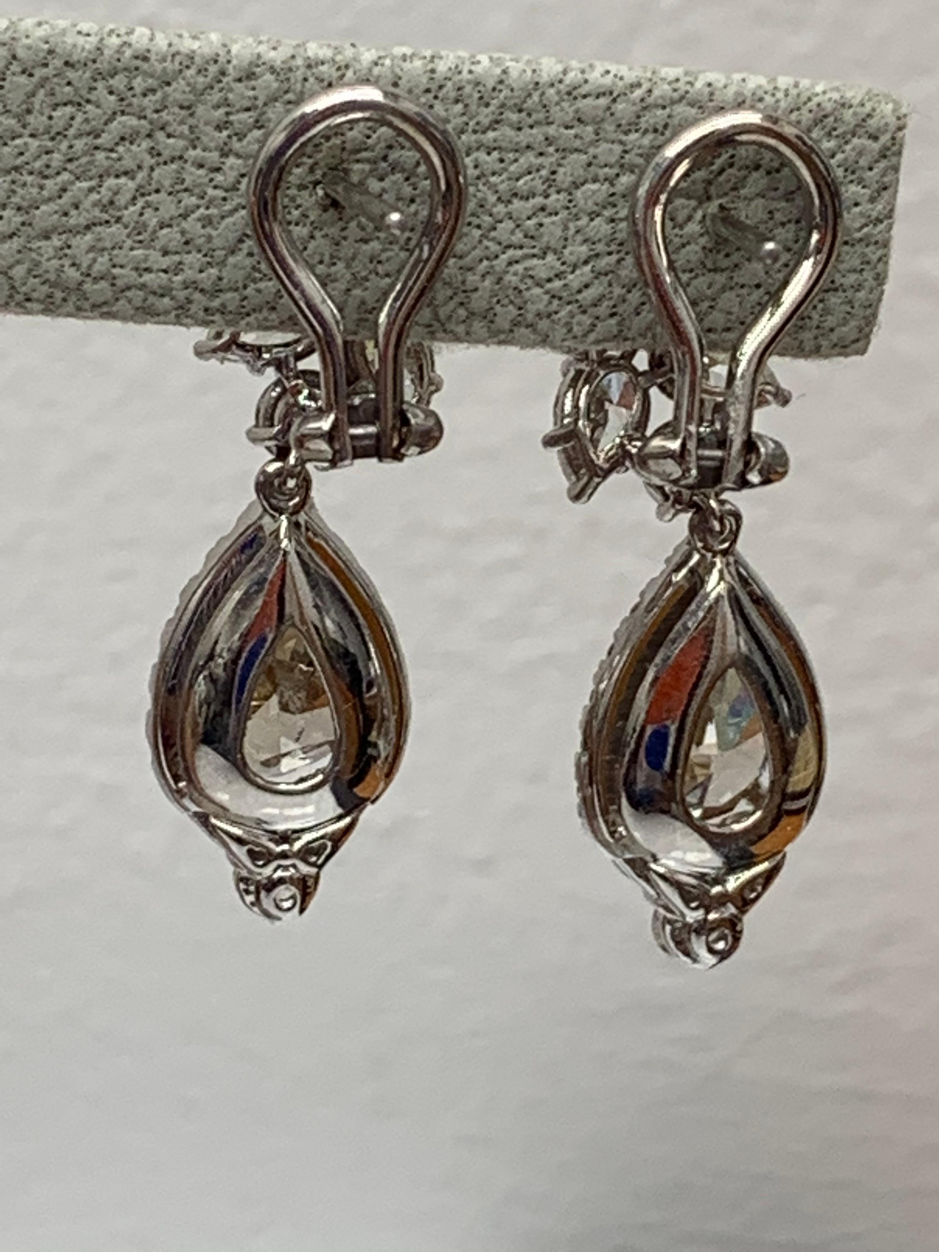 Donna Orecchini a goccia con diamante marrone e diamante da 4,08 carati in oro bianco 18 carati in vendita