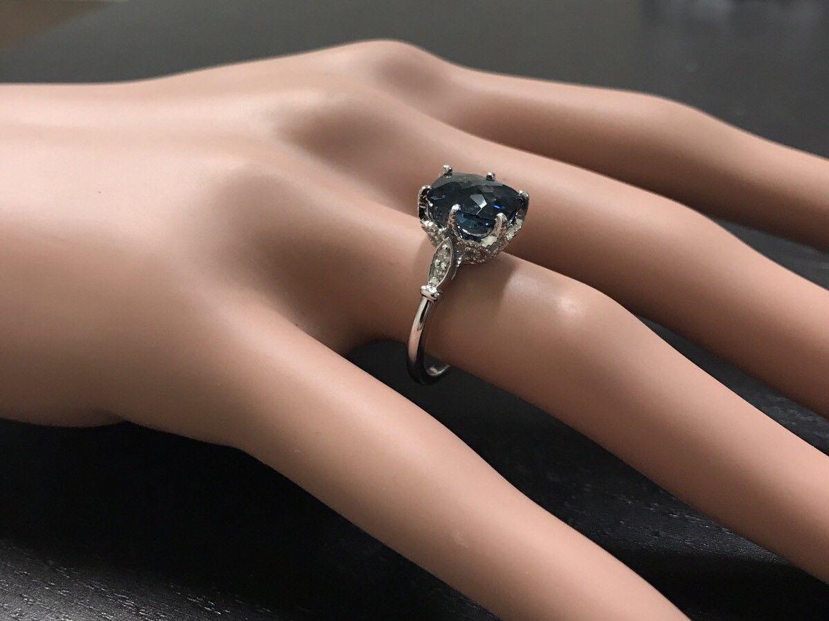 Women's 4.08 Carat Natural Impressive London Blue Topaz and Diamond 14 Karat Gold Ring For Sale