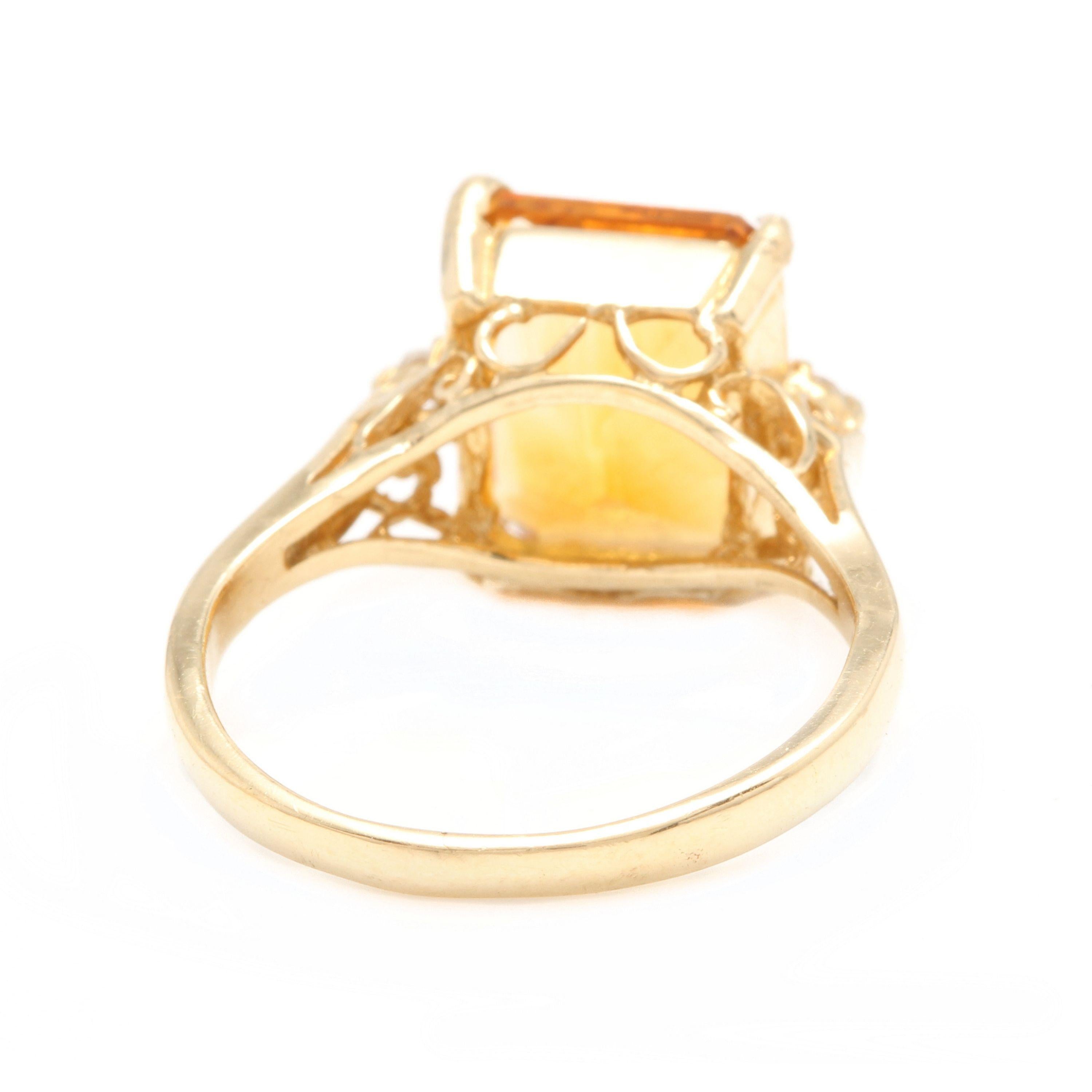4.08 Carat Natural Citrine and Diamond 14 Karat Solid Yellow Gold Ring In New Condition For Sale In Los Angeles, CA