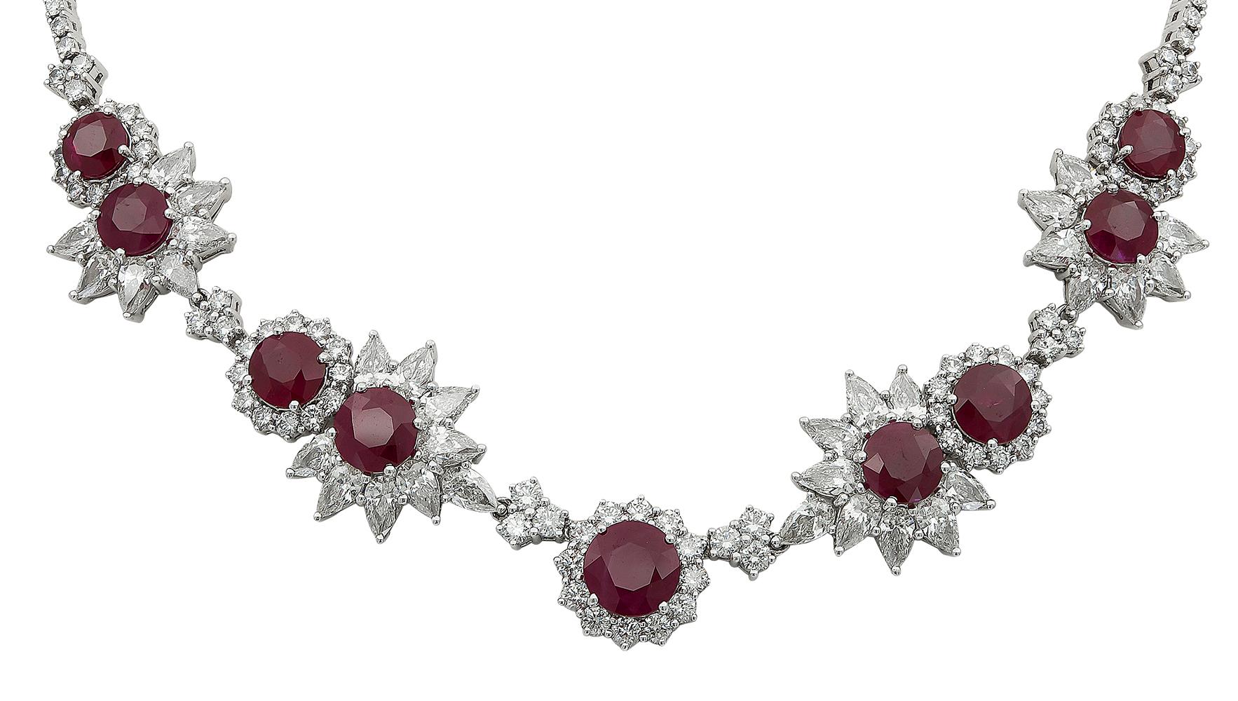 40.89 Carat Round Ruby and Diamond Halo Necklace In New Condition For Sale In New York, NY