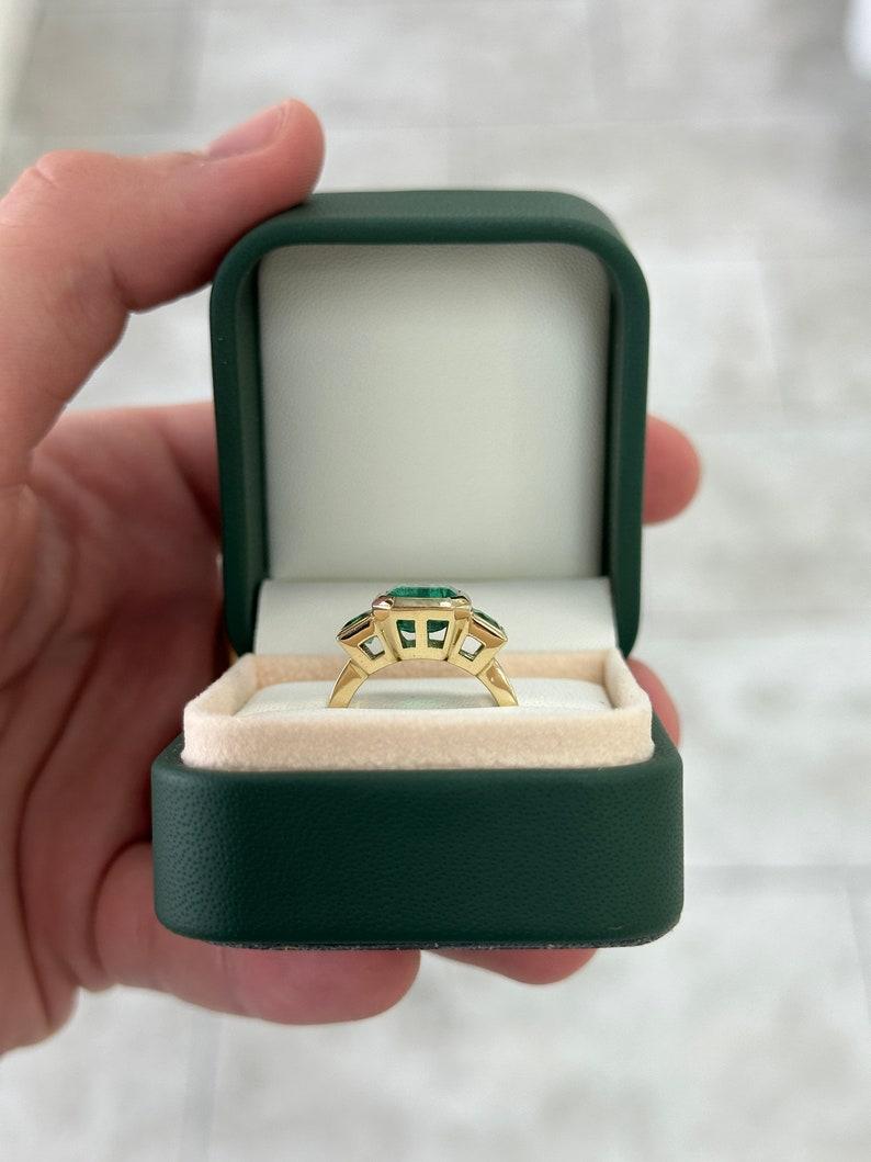 4.08tcw 14K Asscher Cut Emerald Three-Stone Ring - Rich Green Bezel Set Gold For Sale 3