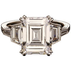 4.09 Carat F VS1 Rare Carre Cut Diamond Platinum Solitaire Ring by Hancocks