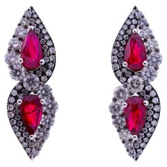 Pendientes de Rubíes no Calentados de Mozambique y Diamantes de 4,09 quilates, Oro de 18 quilates, Austy Lee